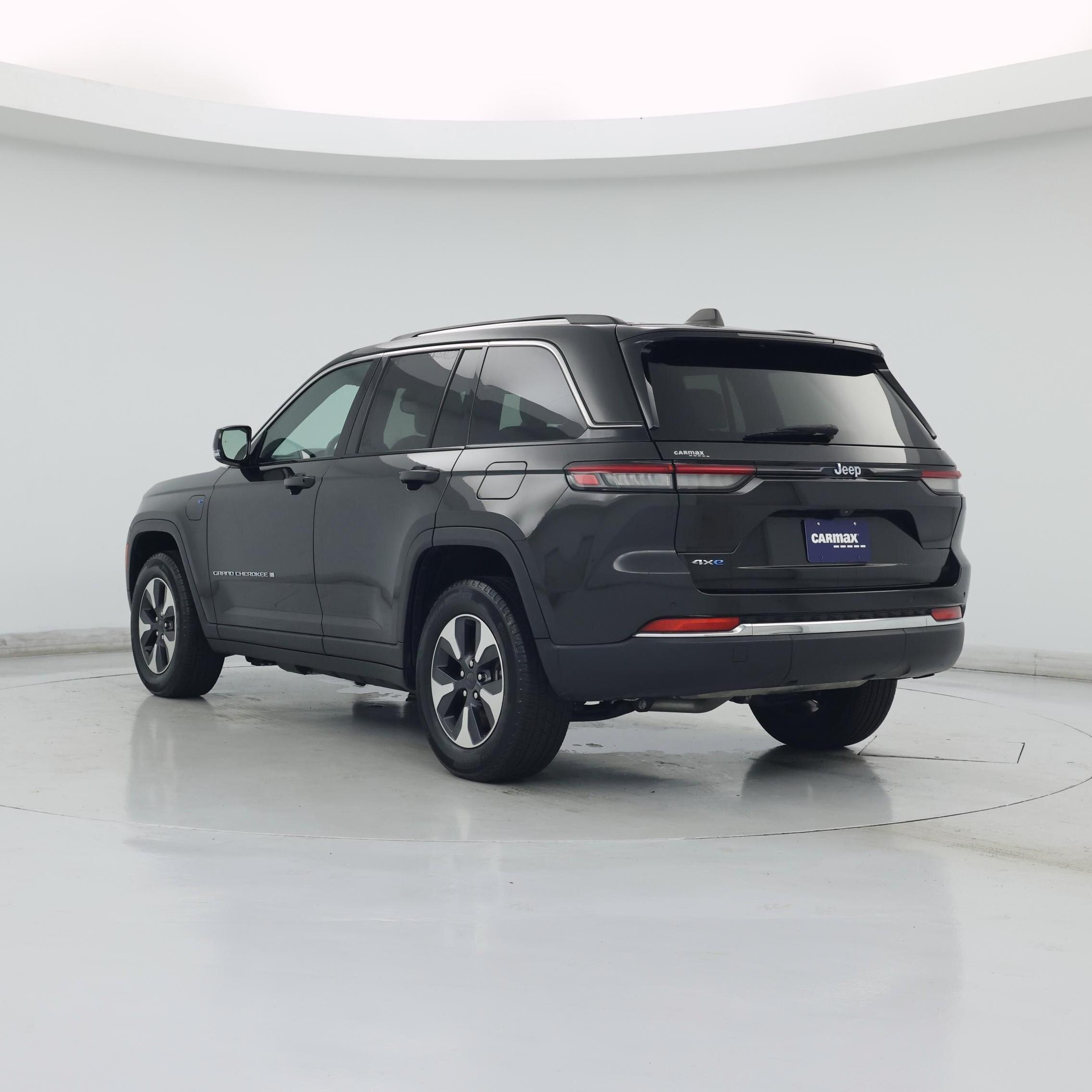 Thumbnail: 2023 Jeep Grand Cherokee - 2