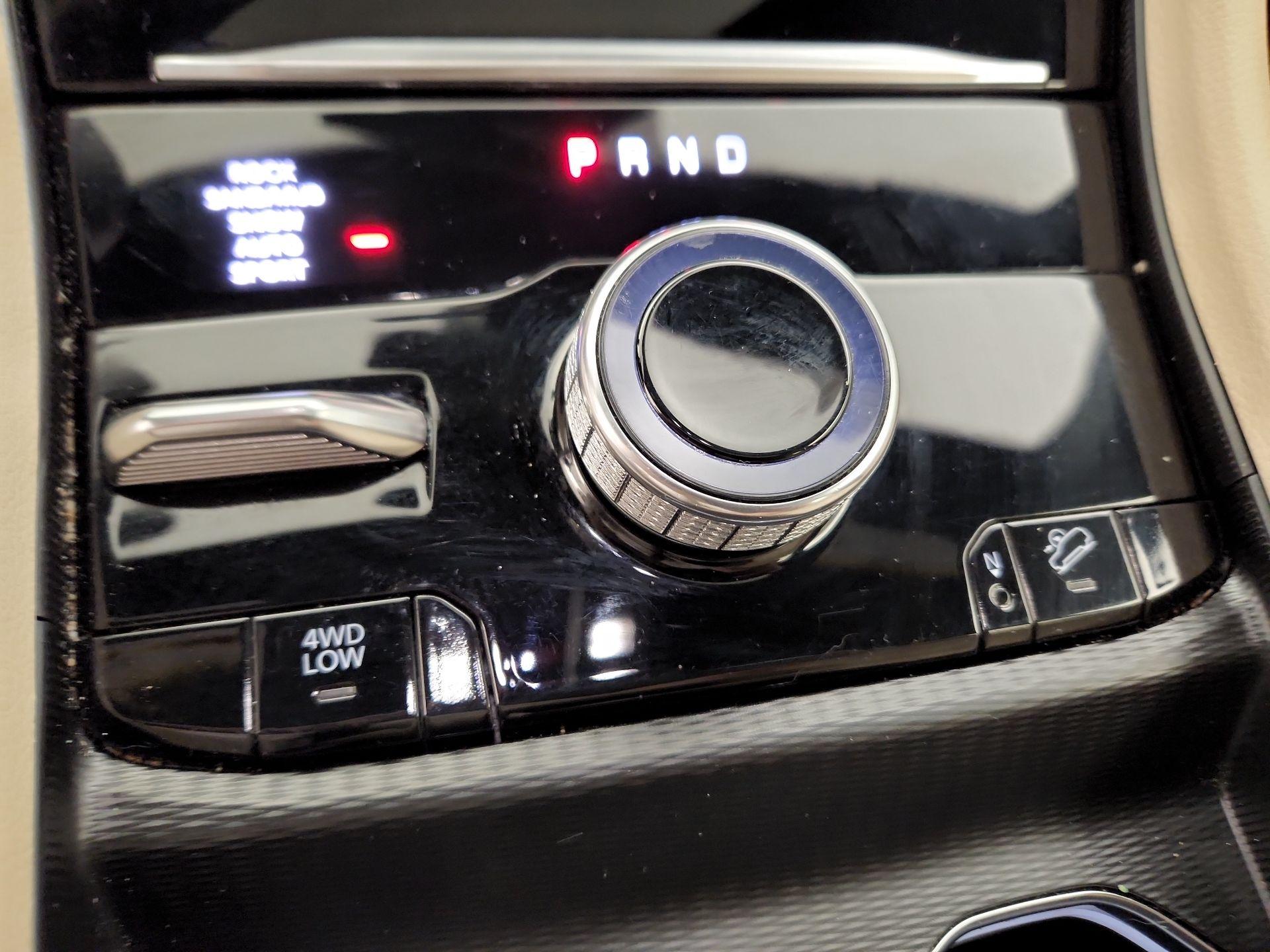 Thumbnail: 2023 Jeep Grand Cherokee - 19