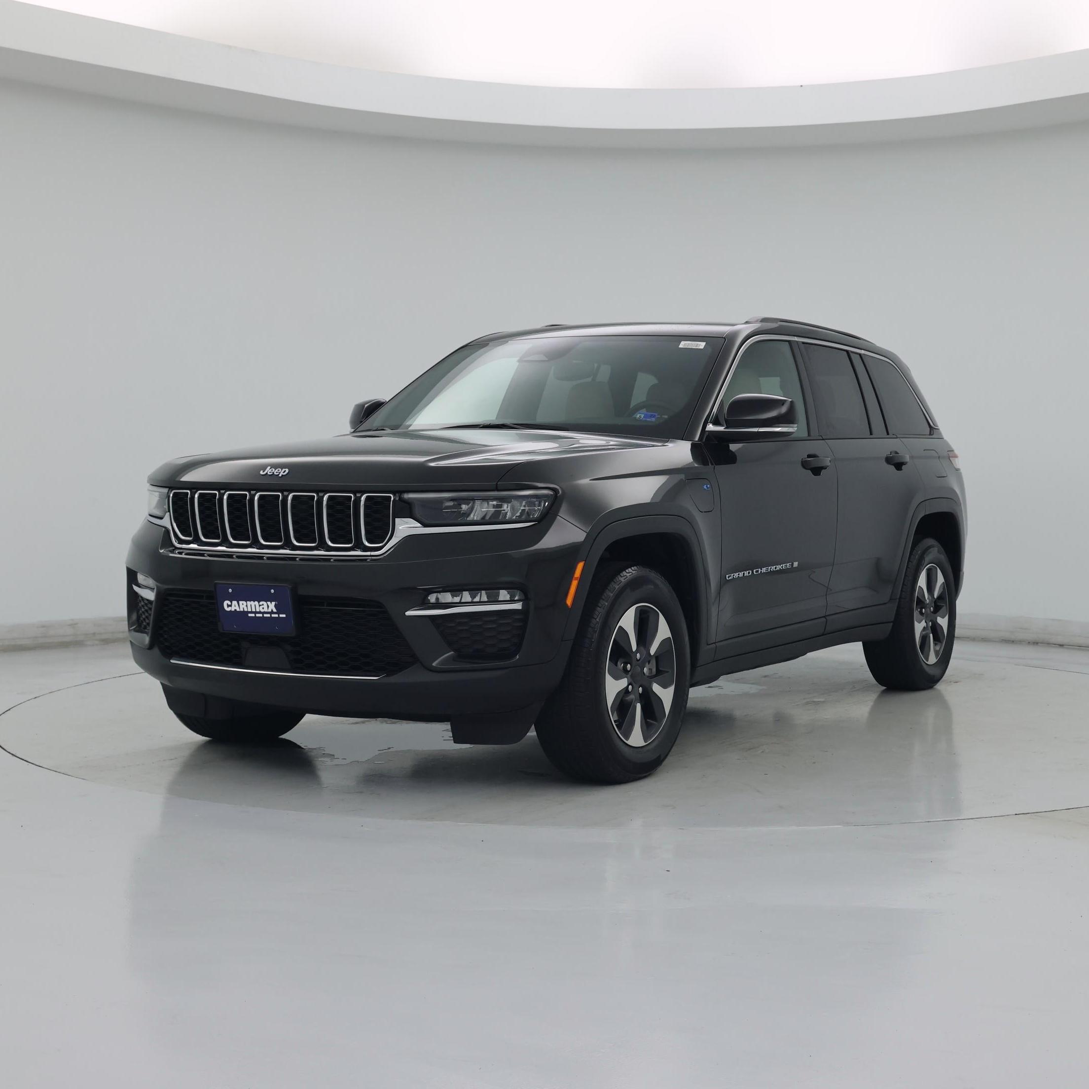 Thumbnail: 2023 Jeep Grand Cherokee - 4