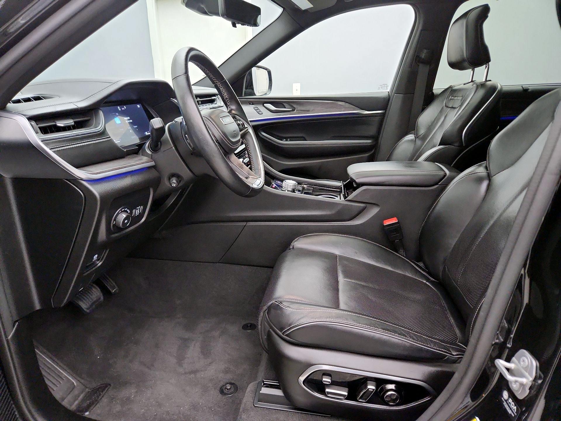 Thumbnail: 2022 Jeep Grand Cherokee L - 11