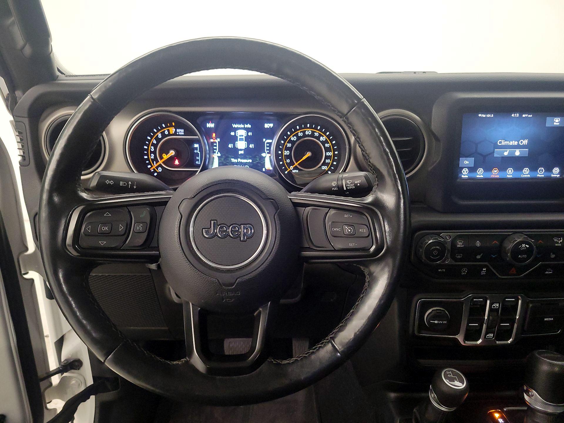 Thumbnail: 2021 Jeep Gladiator - 10