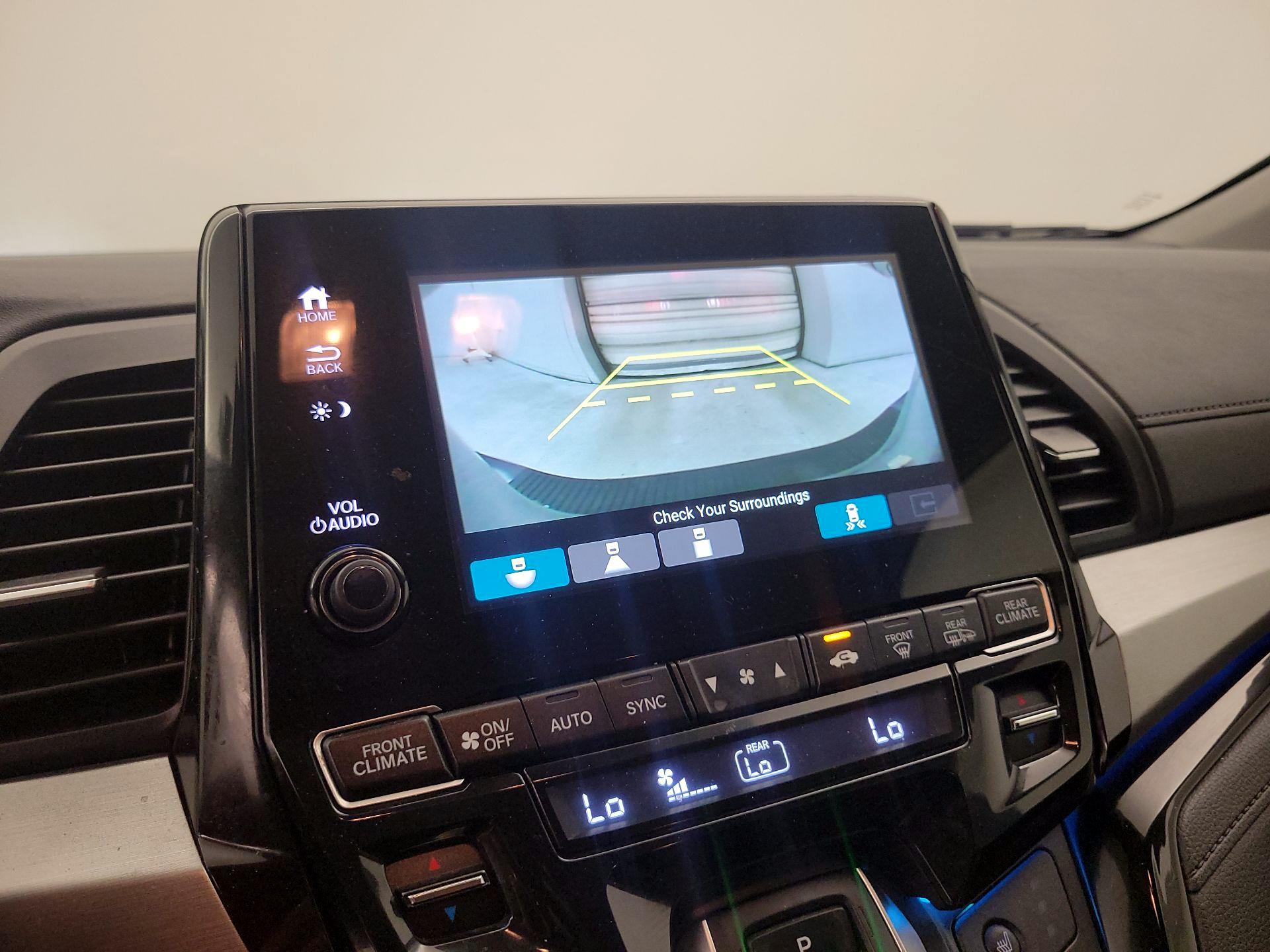 Thumbnail: 2023 Honda Odyssey - 15