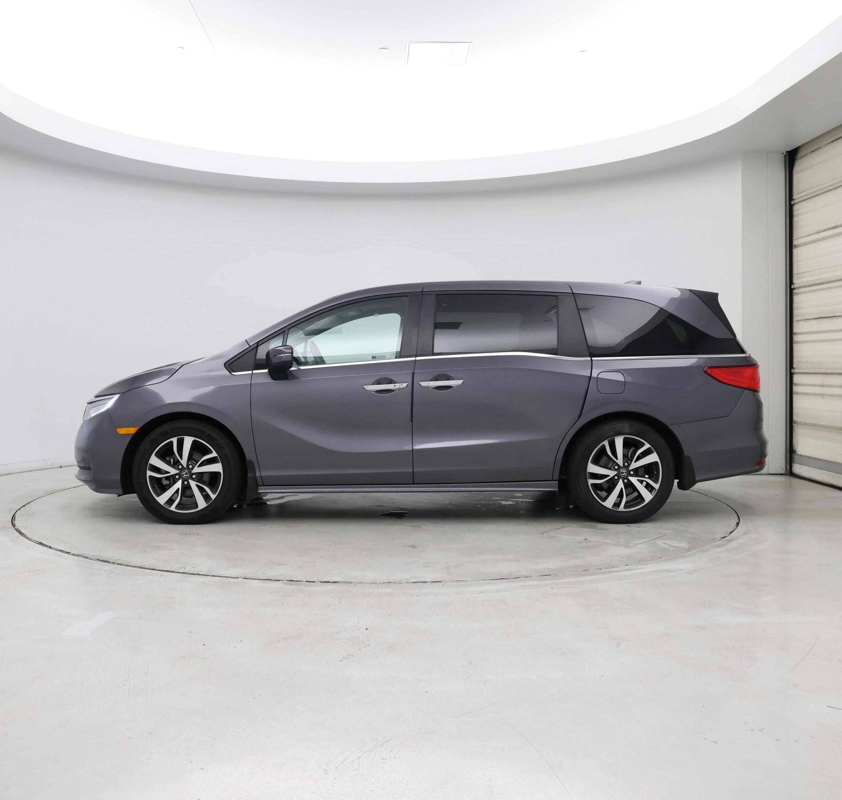Thumbnail: 2023 Honda Odyssey - 2