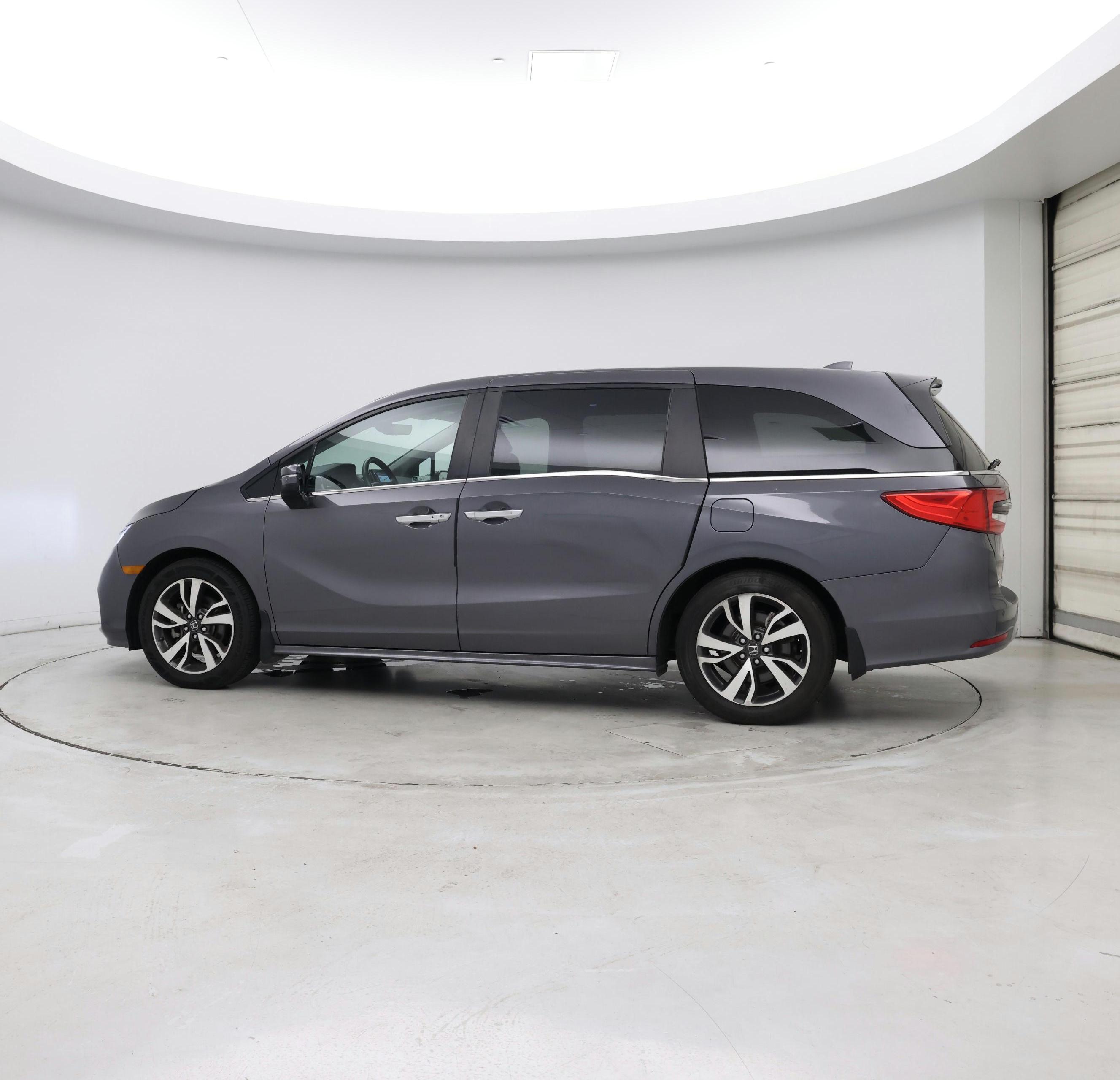 Thumbnail: 2023 Honda Odyssey - 6