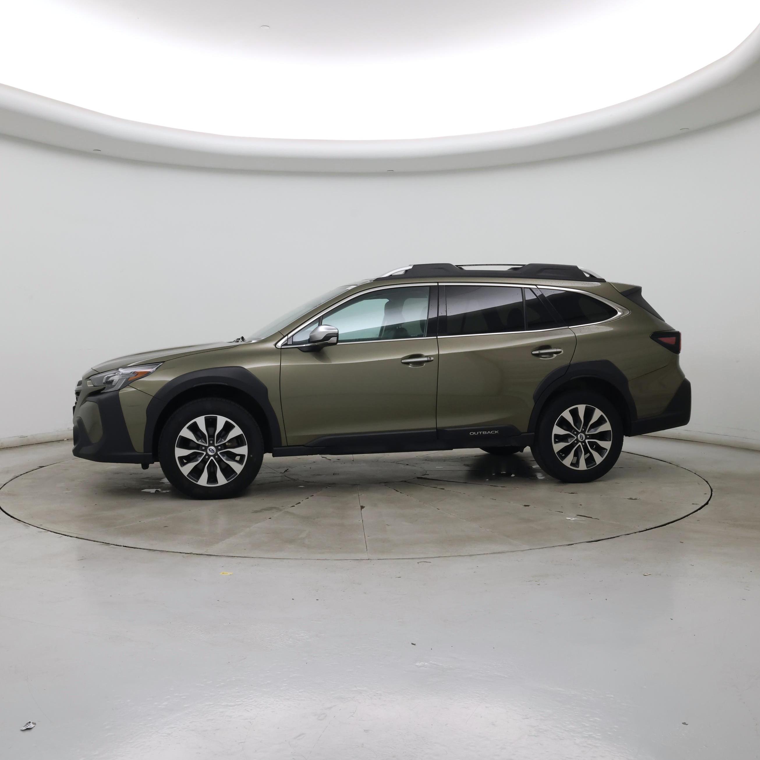 Thumbnail: 2023 Subaru Outback - 3