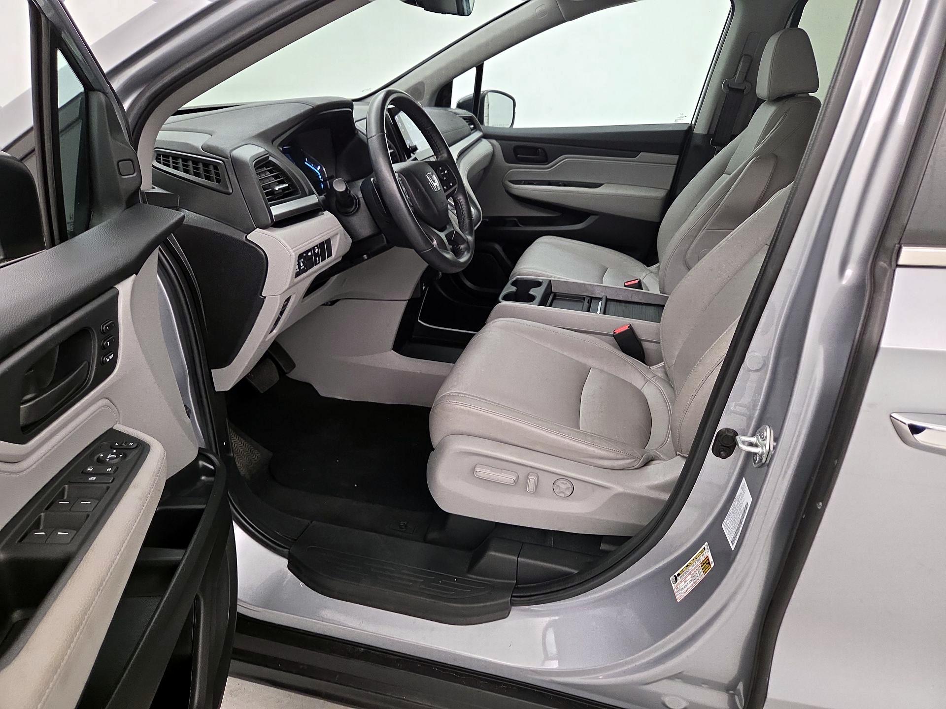 Thumbnail: 2023 Honda Odyssey - 11