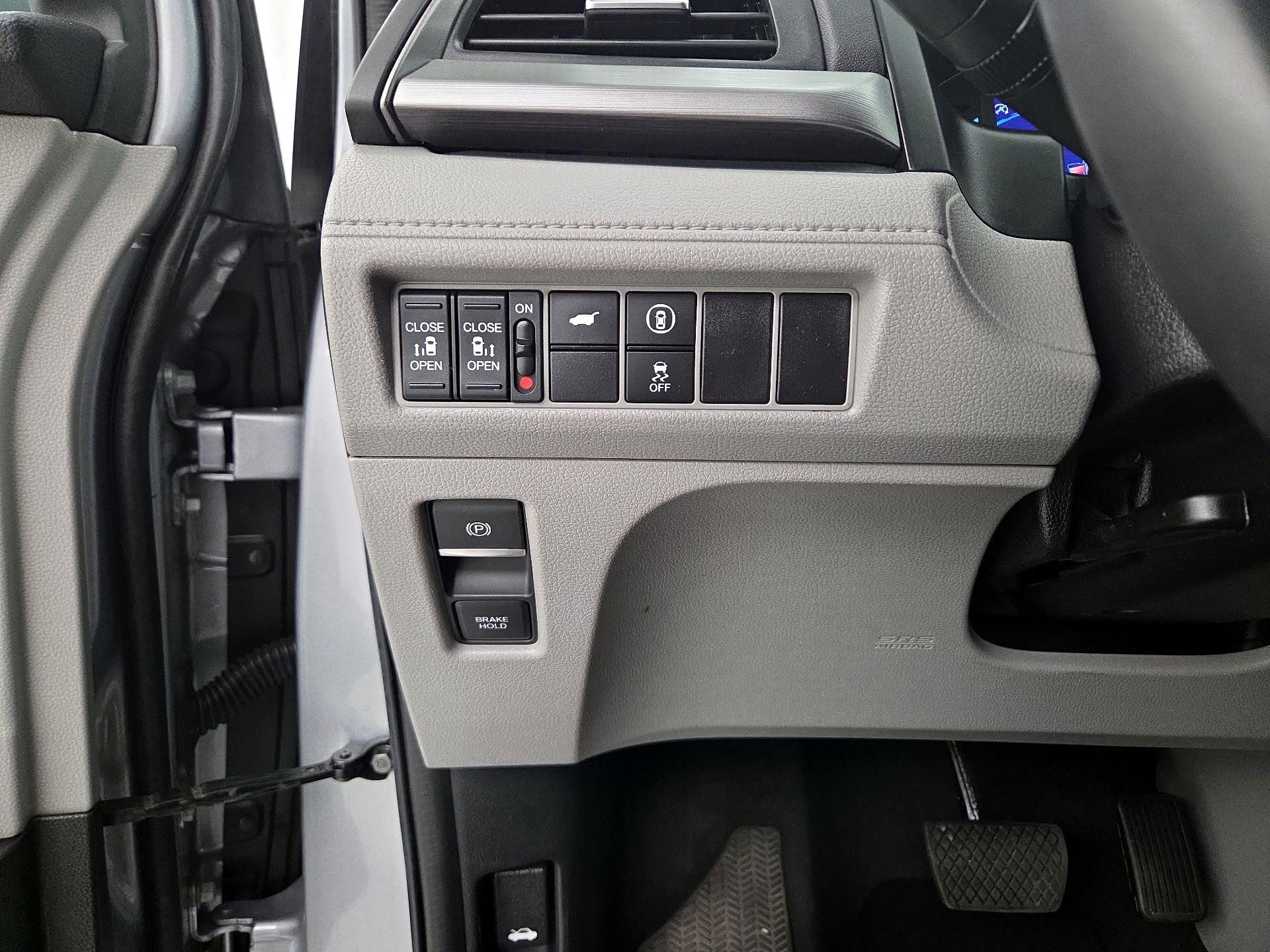 Thumbnail: 2023 Honda Odyssey - 13