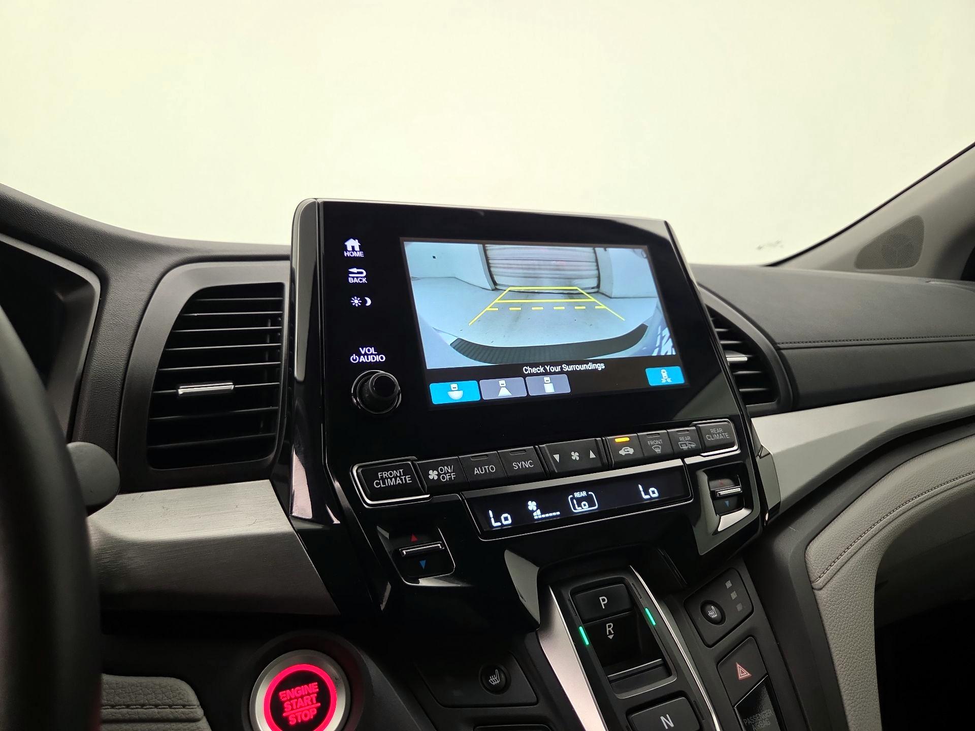 Thumbnail: 2023 Honda Odyssey - 14