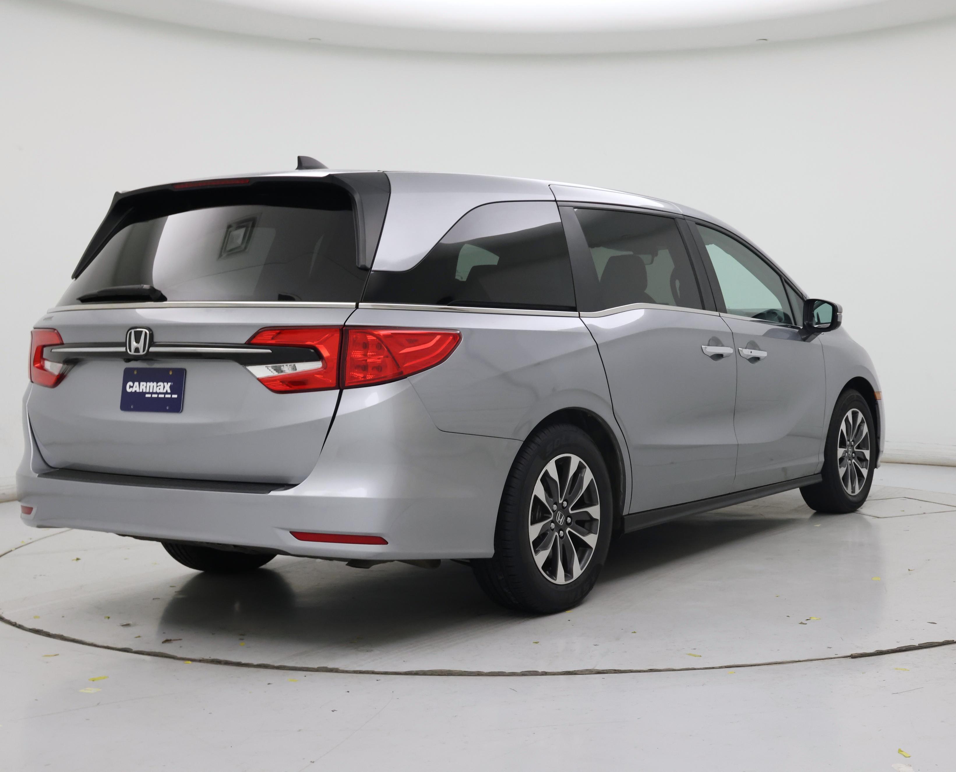 Thumbnail: 2023 Honda Odyssey - 8