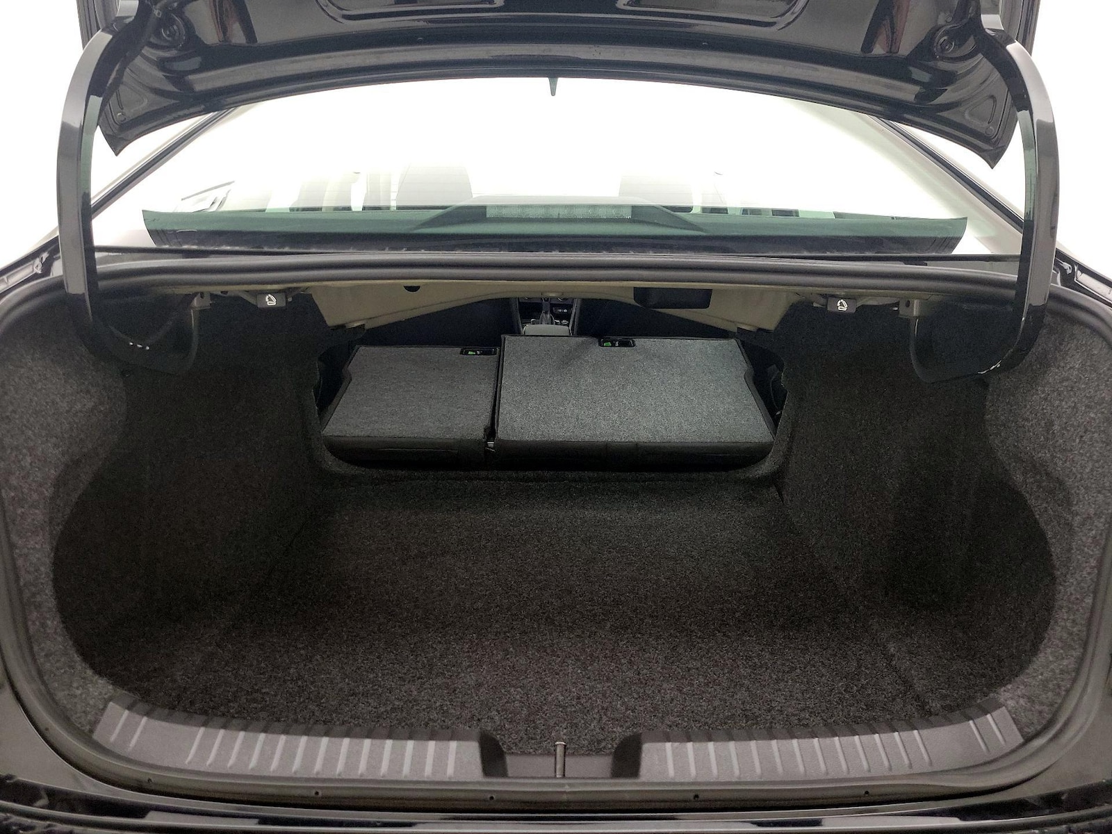 2024 Volkswagen Jetta S - Photo 22