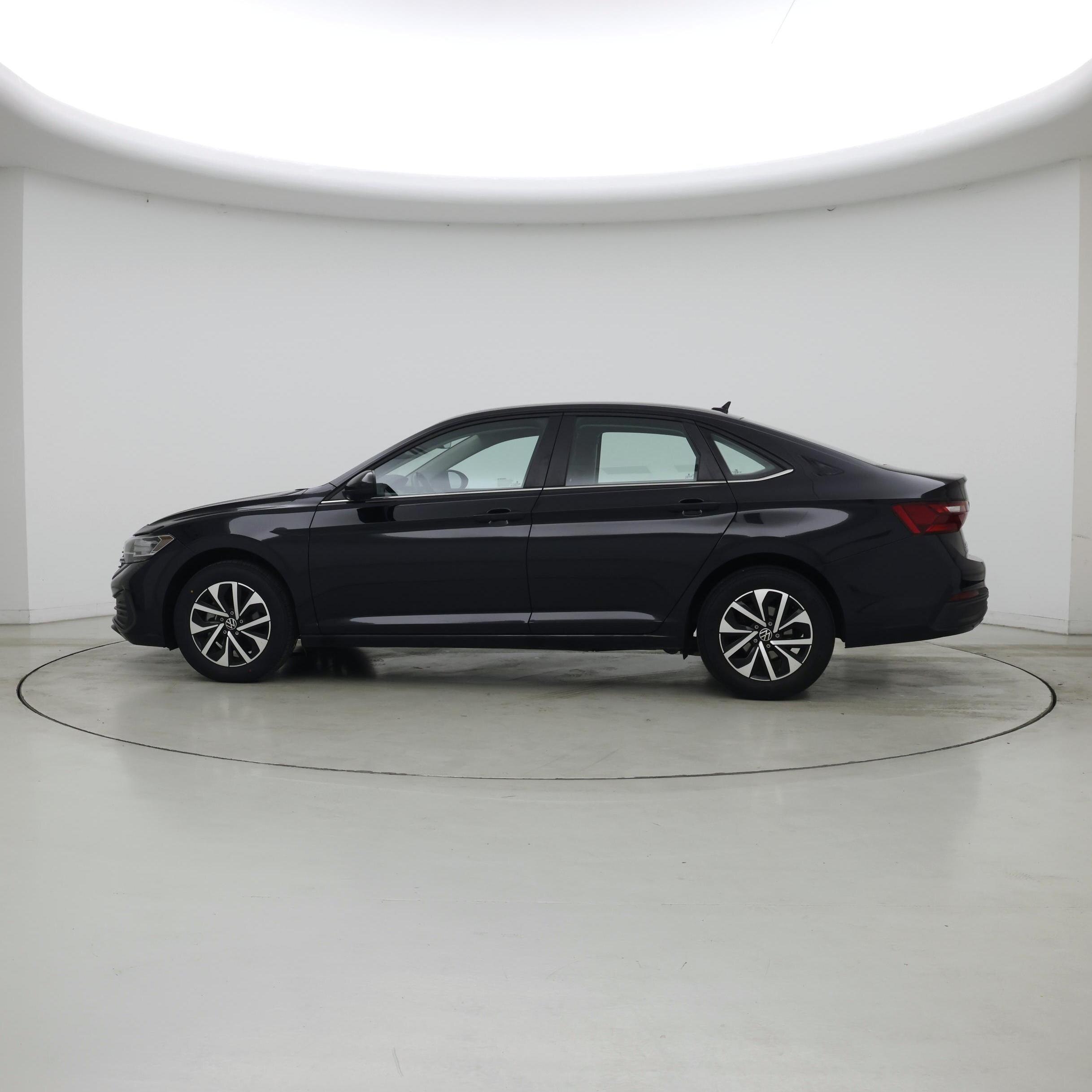 Thumbnail: 2024 Volkswagen Jetta - 3