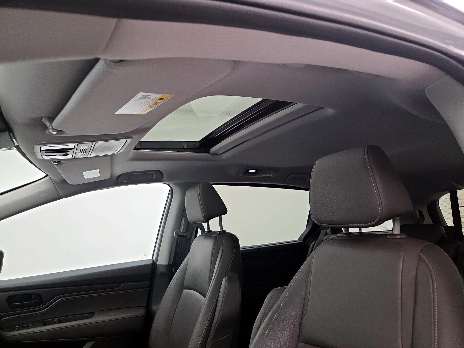 Thumbnail: 2023 Honda Odyssey - 19