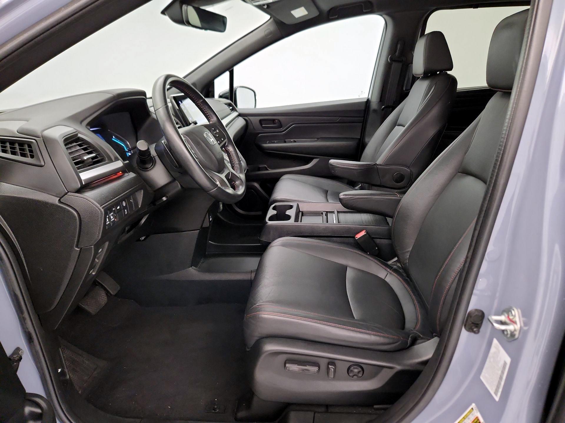 Thumbnail: 2023 Honda Odyssey - 11