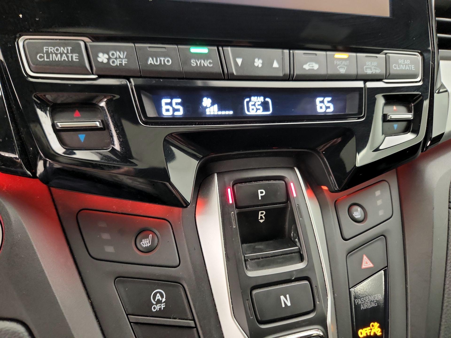 Thumbnail: 2023 Honda Odyssey - 16