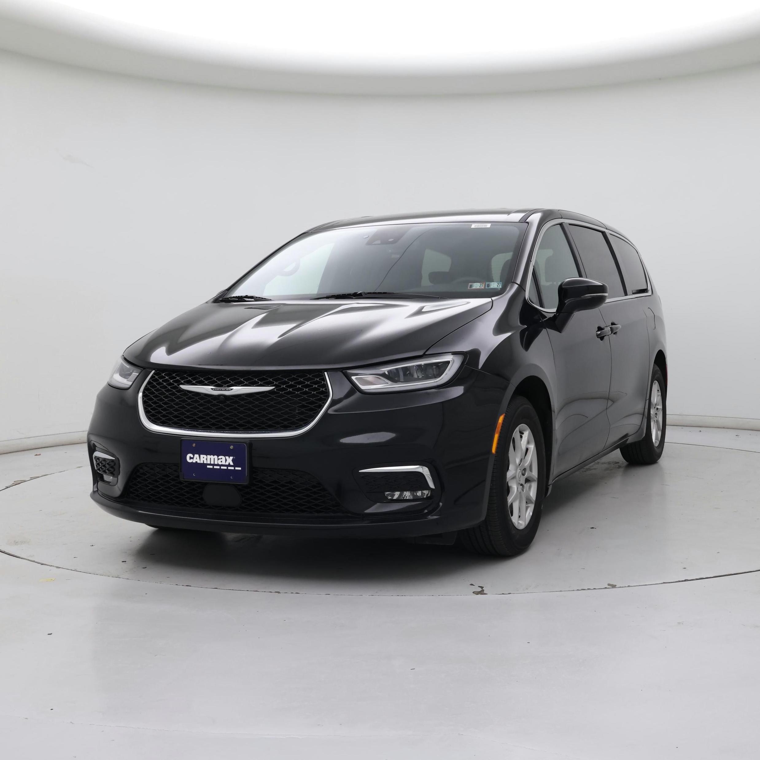 Thumbnail: 2025 Chrysler Pacifica - 4