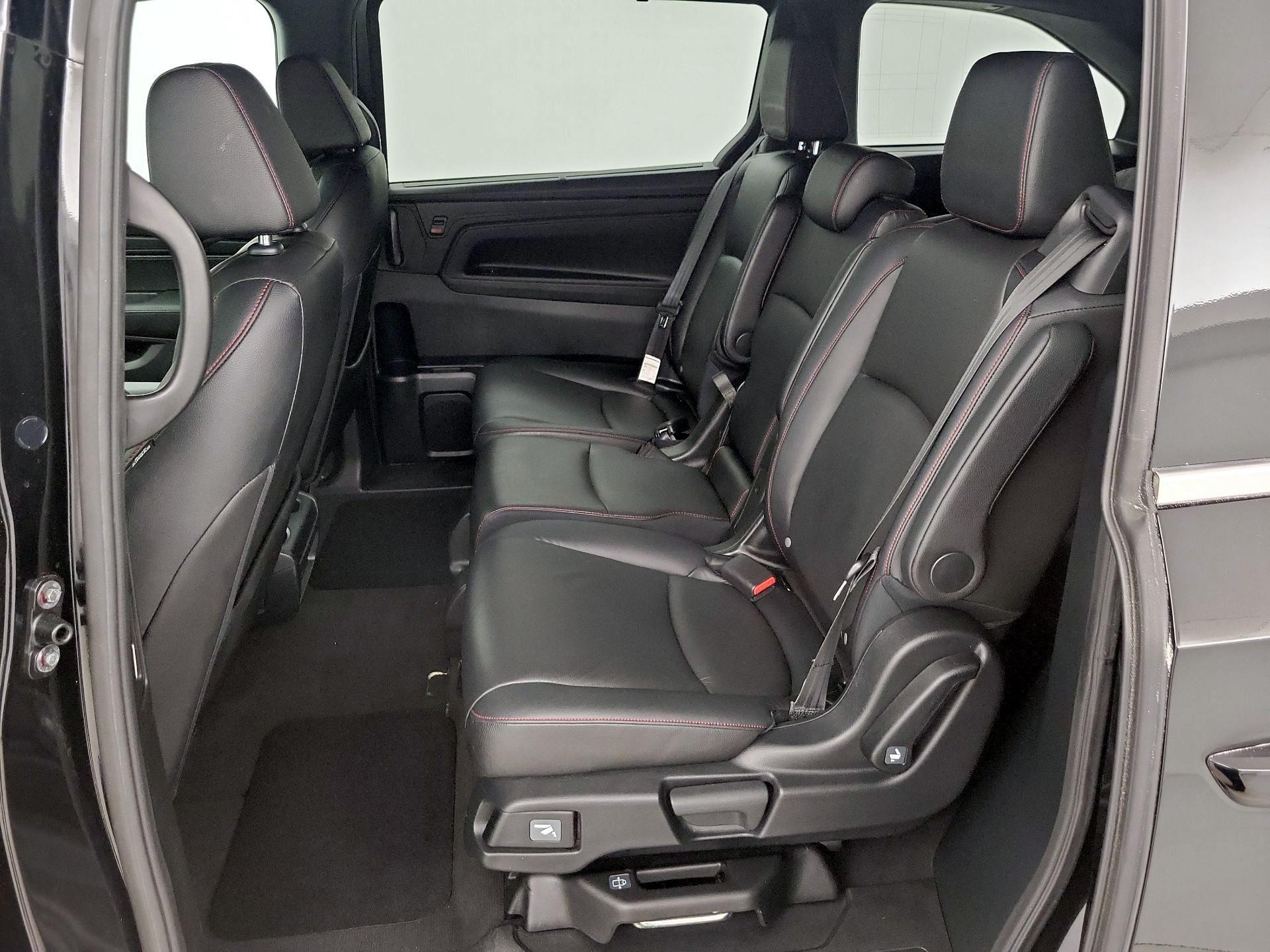 Thumbnail: 2023 Honda Odyssey - 20