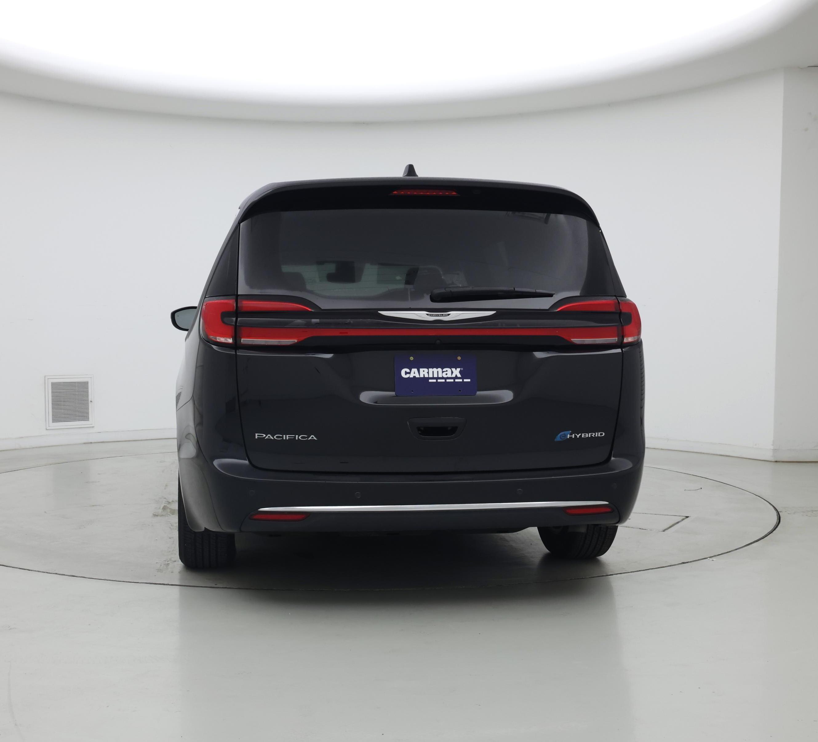 Thumbnail: 2023 Chrysler Pacifica - 6