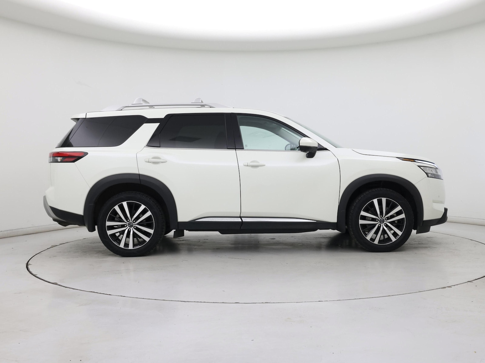 2023 Nissan Pathfinder Platinum - Photo 8