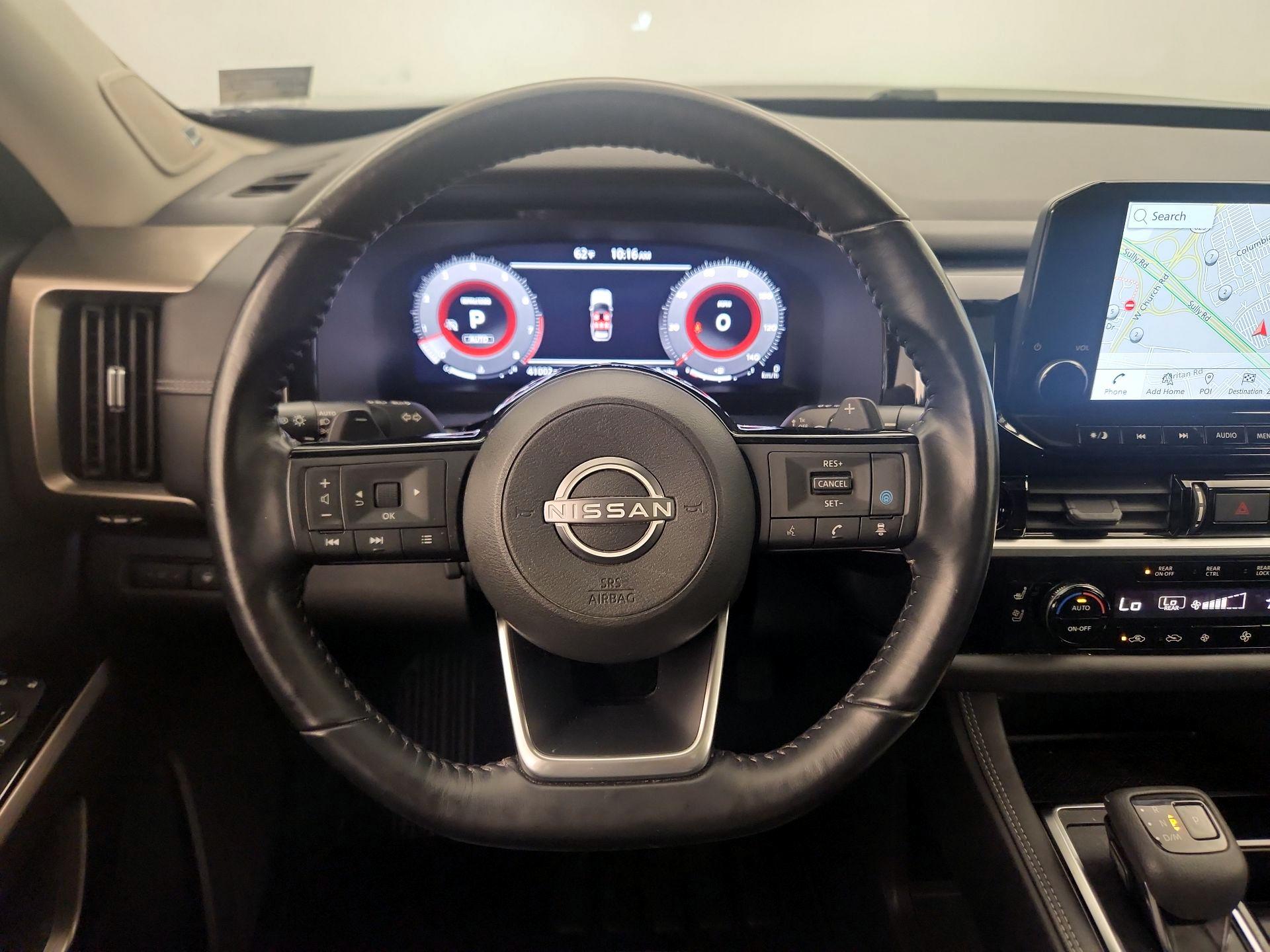 Thumbnail: 2023 Nissan Pathfinder - 10