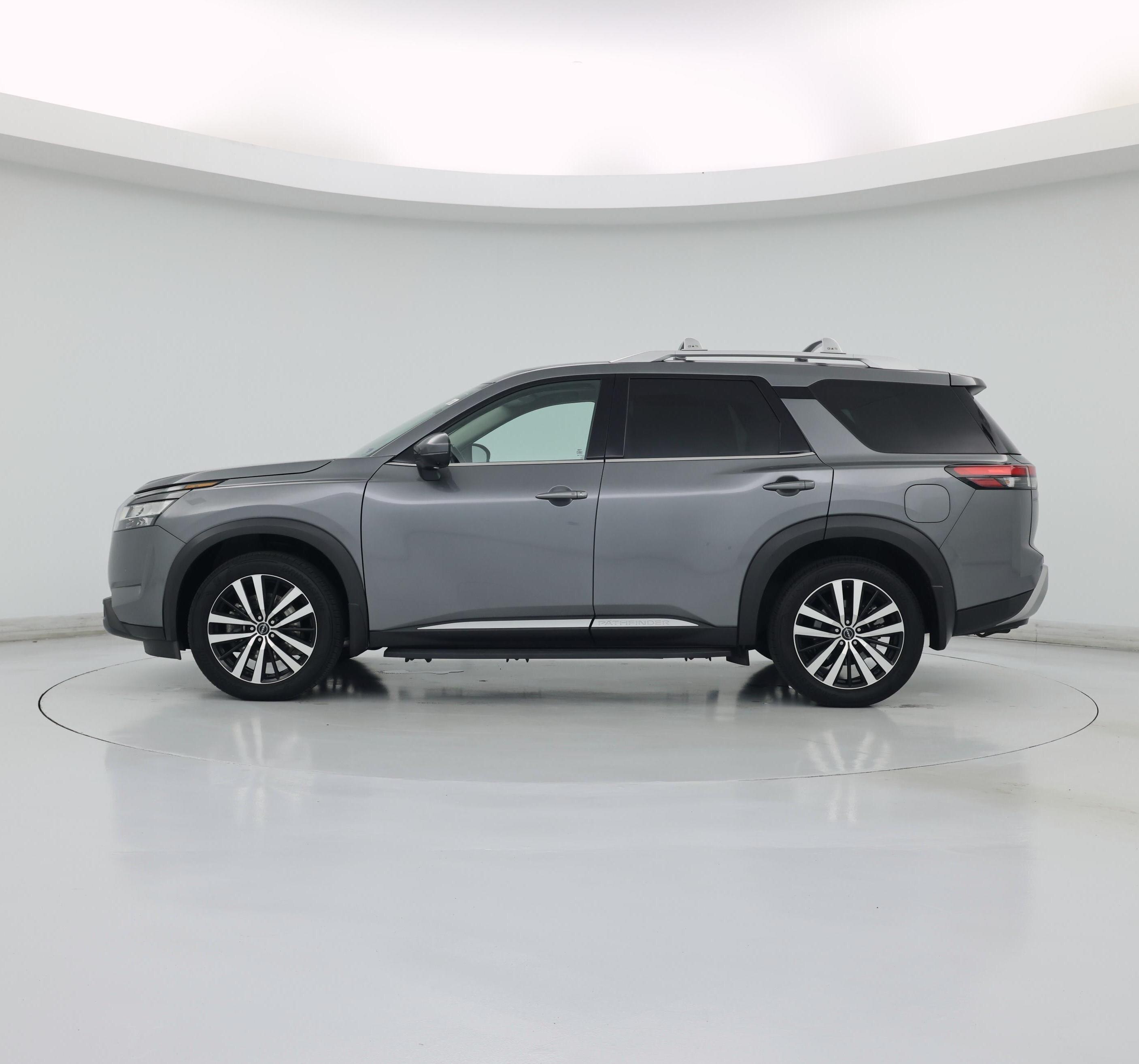 Thumbnail: 2023 Nissan Pathfinder - 3