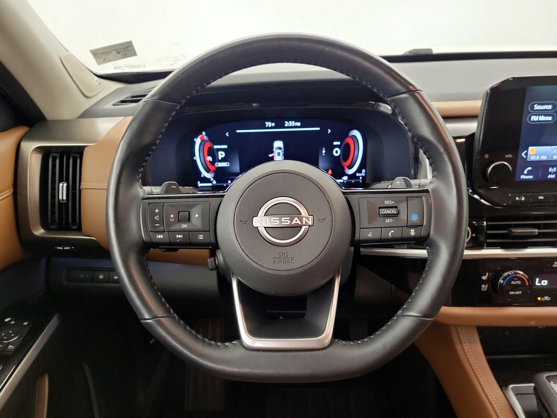 Thumbnail: 2023 Nissan Pathfinder - 10