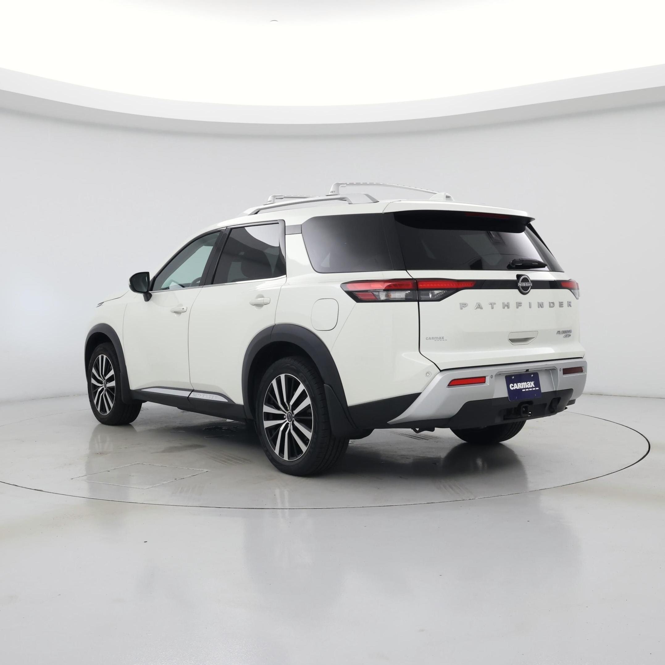 Thumbnail: 2023 Nissan Pathfinder - 2