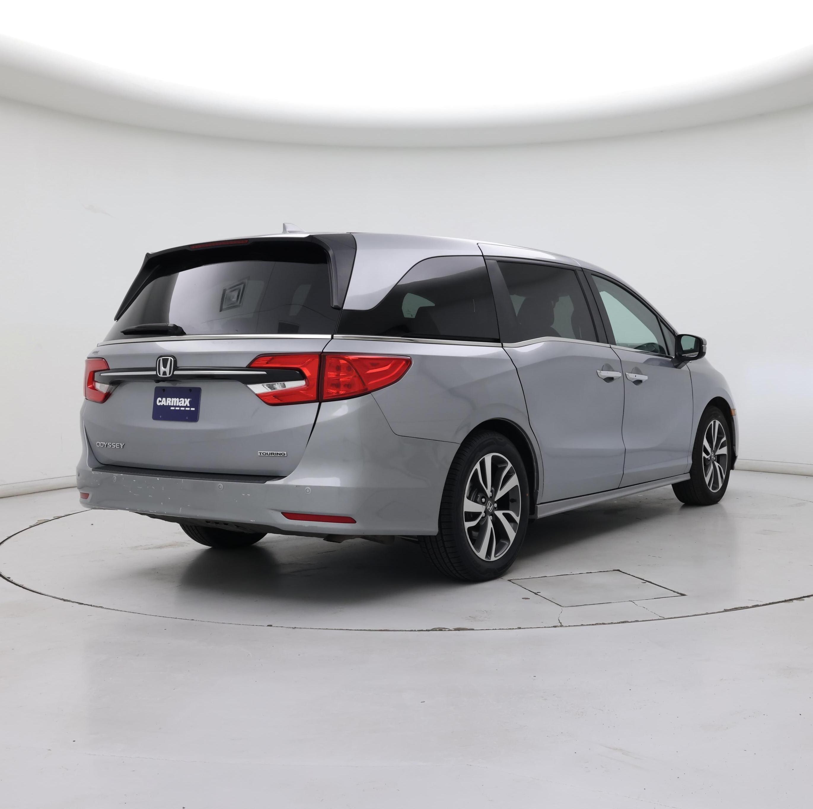Thumbnail: 2023 Honda Odyssey - 8