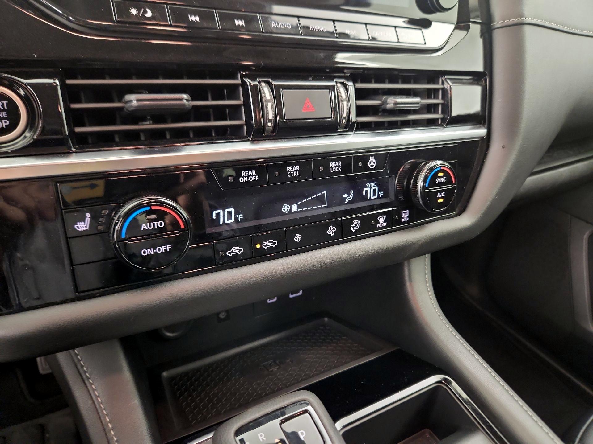 Thumbnail: 2023 Nissan Pathfinder - 17