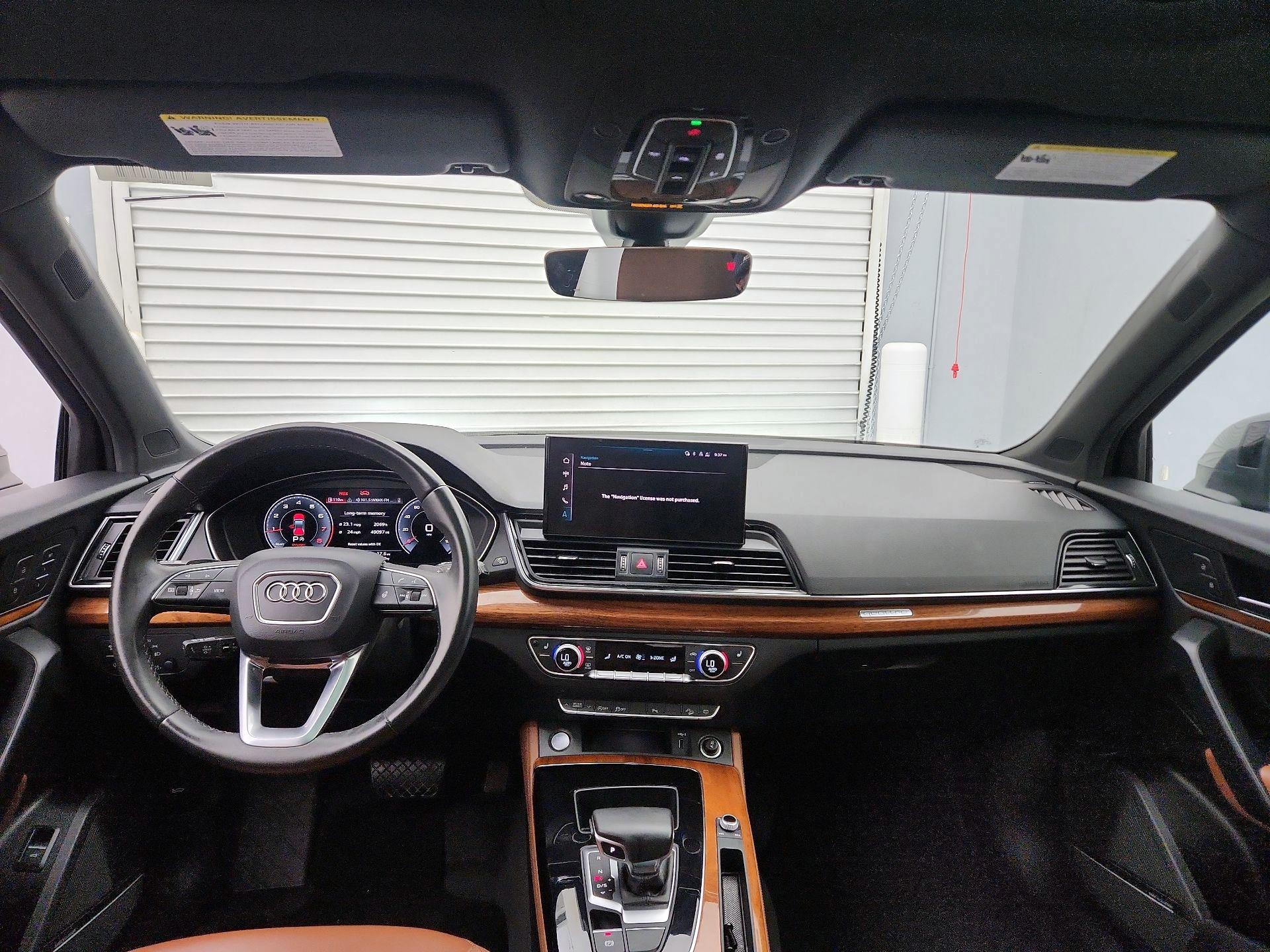 Thumbnail: 2023 Audi Q5 - 9