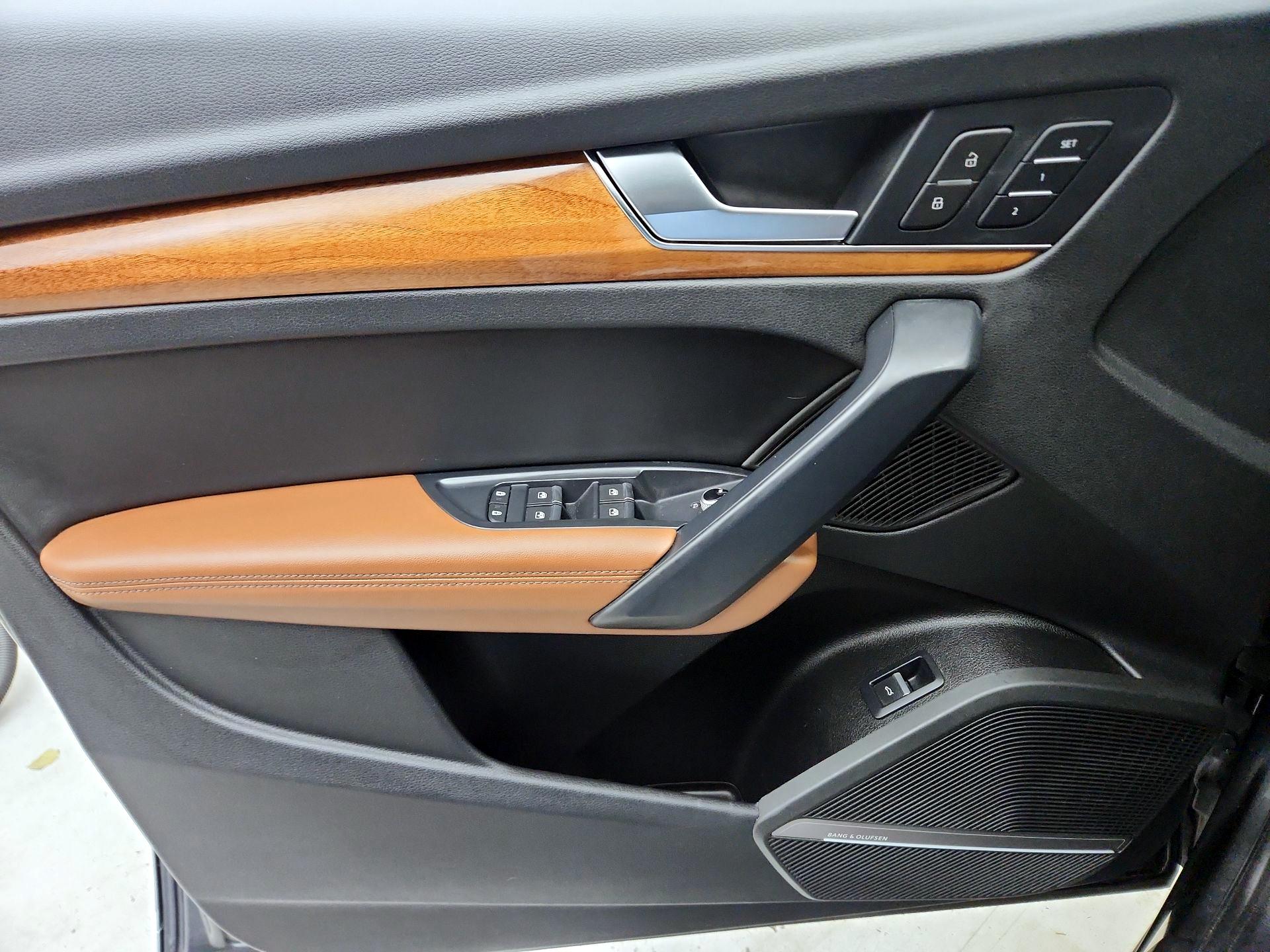 Thumbnail: 2023 Audi Q5 - 12