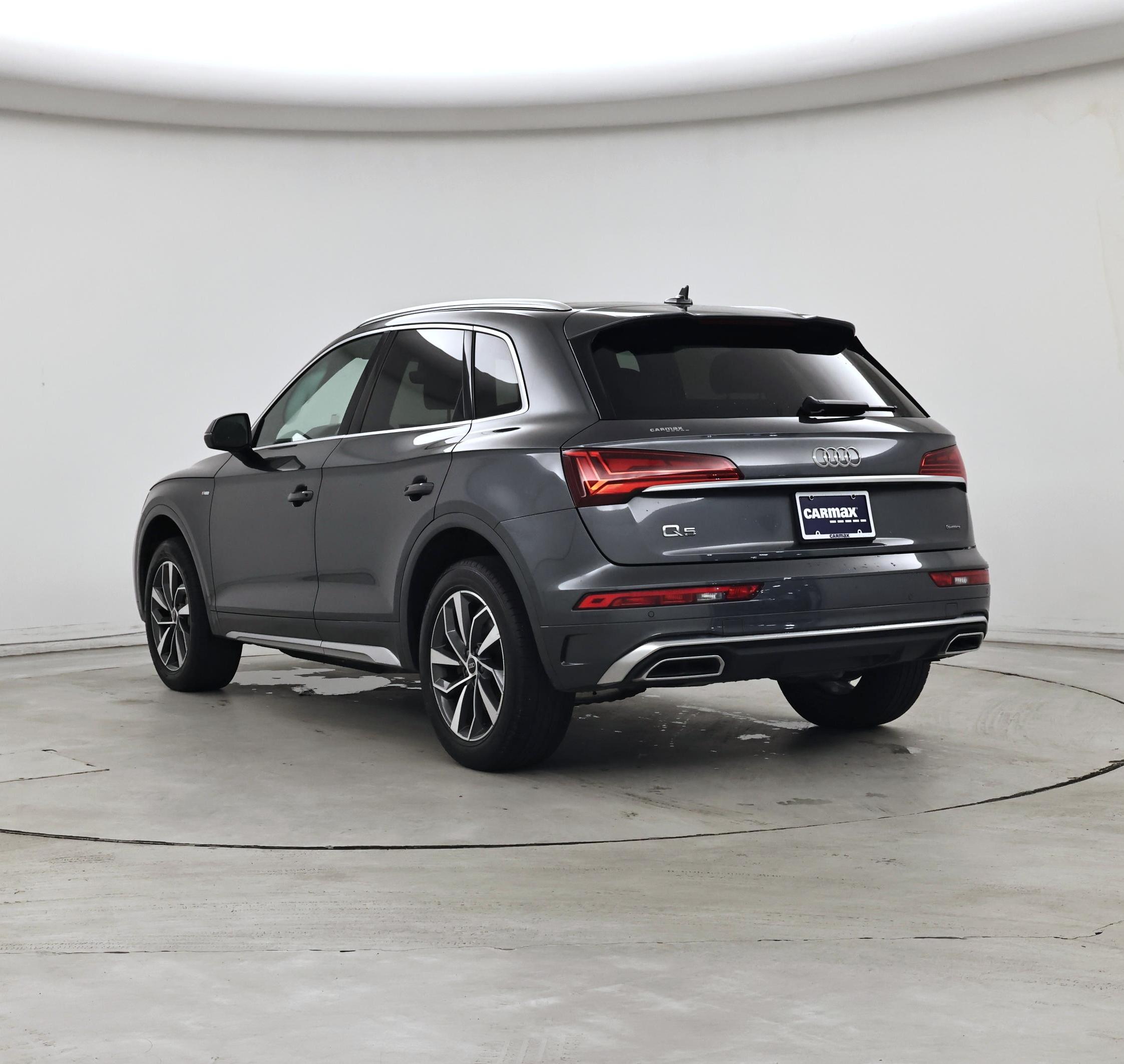 Thumbnail: 2023 Audi Q5 - 2
