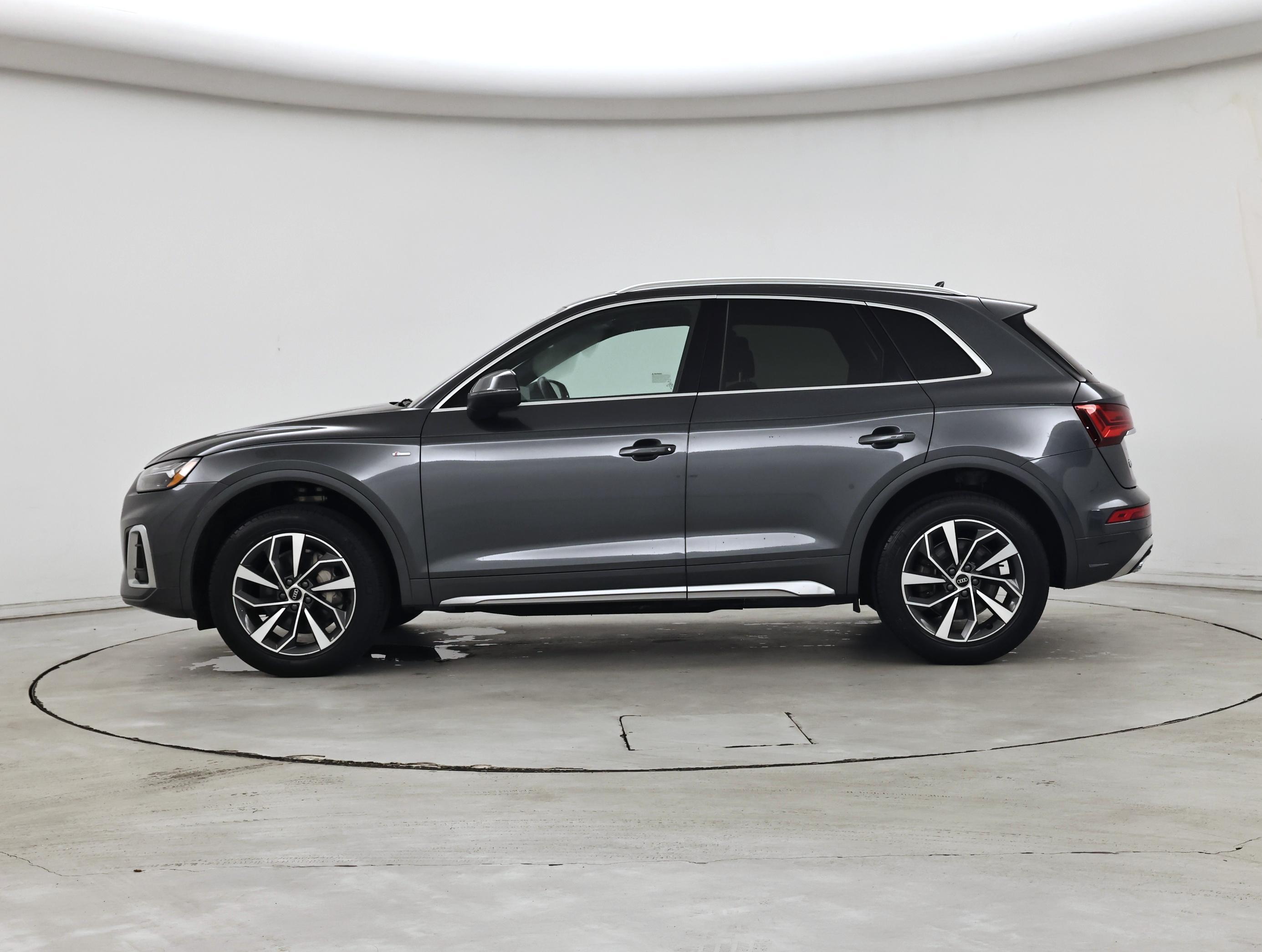Thumbnail: 2023 Audi Q5 - 3