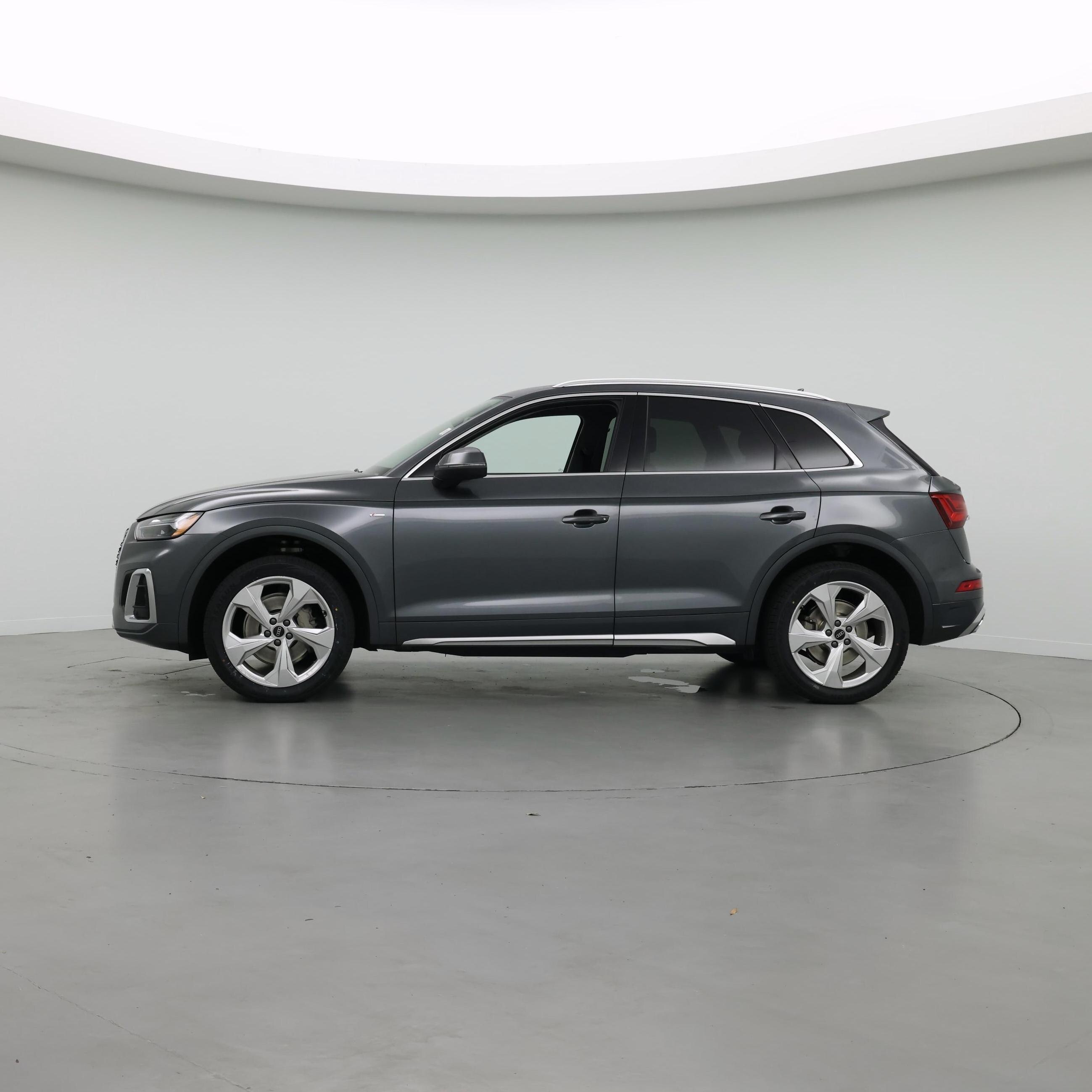 Thumbnail: 2022 Audi Q5 - 3