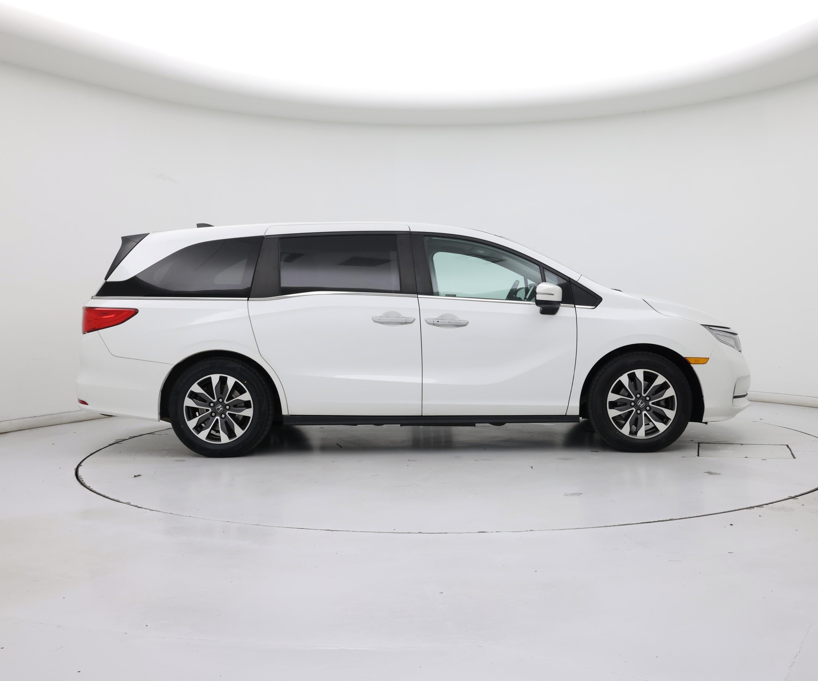 Thumbnail: 2021 Honda Odyssey - 7