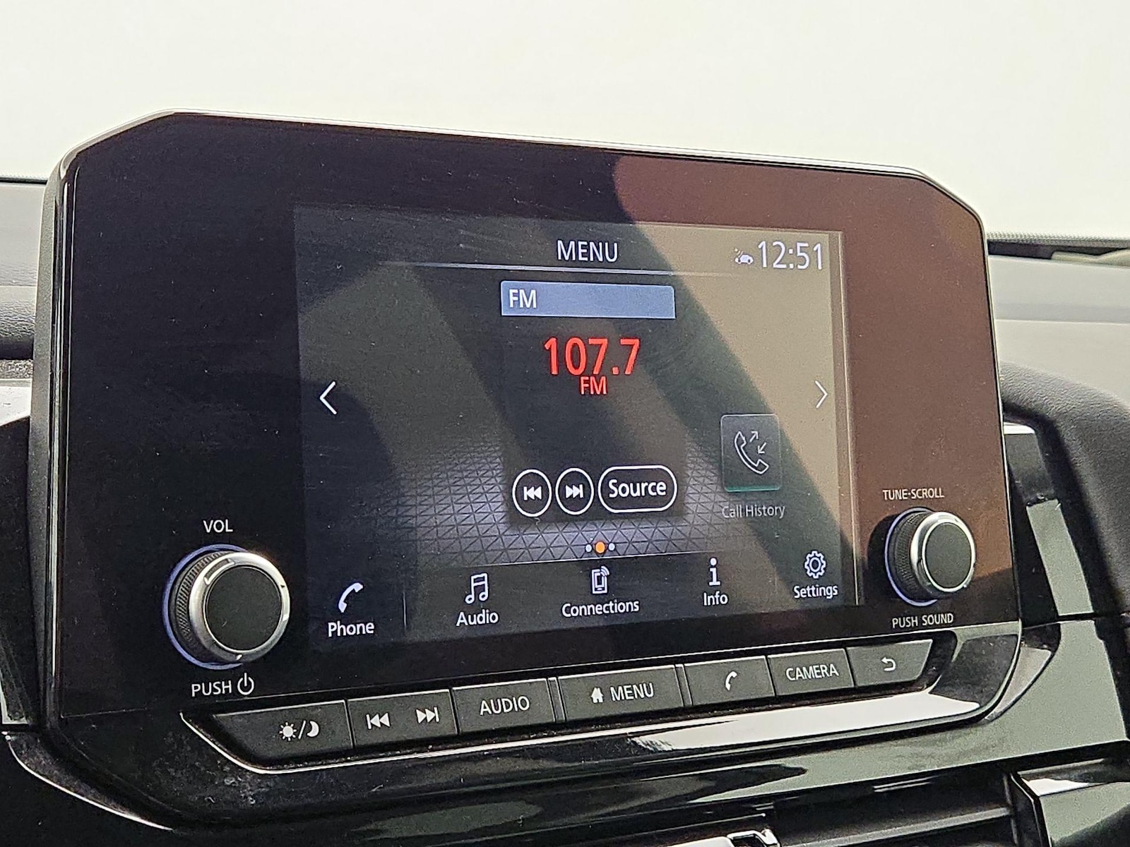 2024 Nissan Pathfinder SV - Photo 16