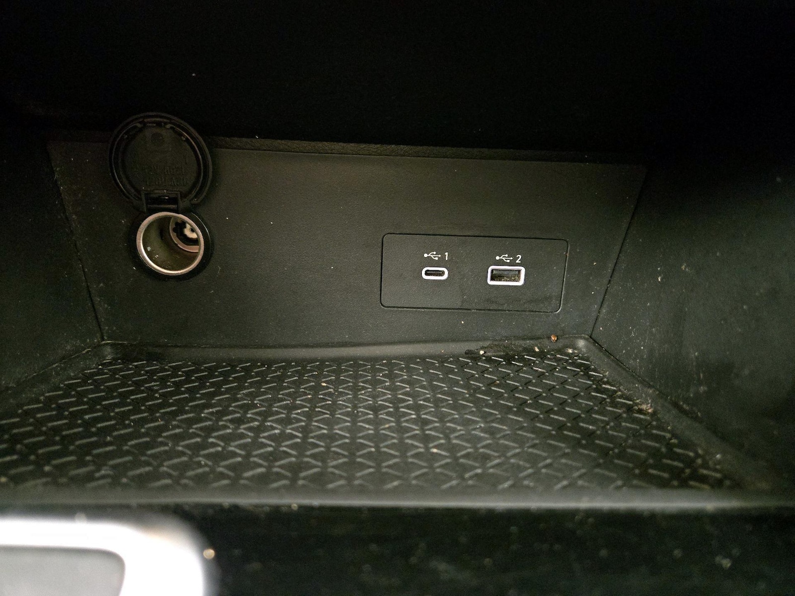 2024 Nissan Pathfinder SV - Photo 19