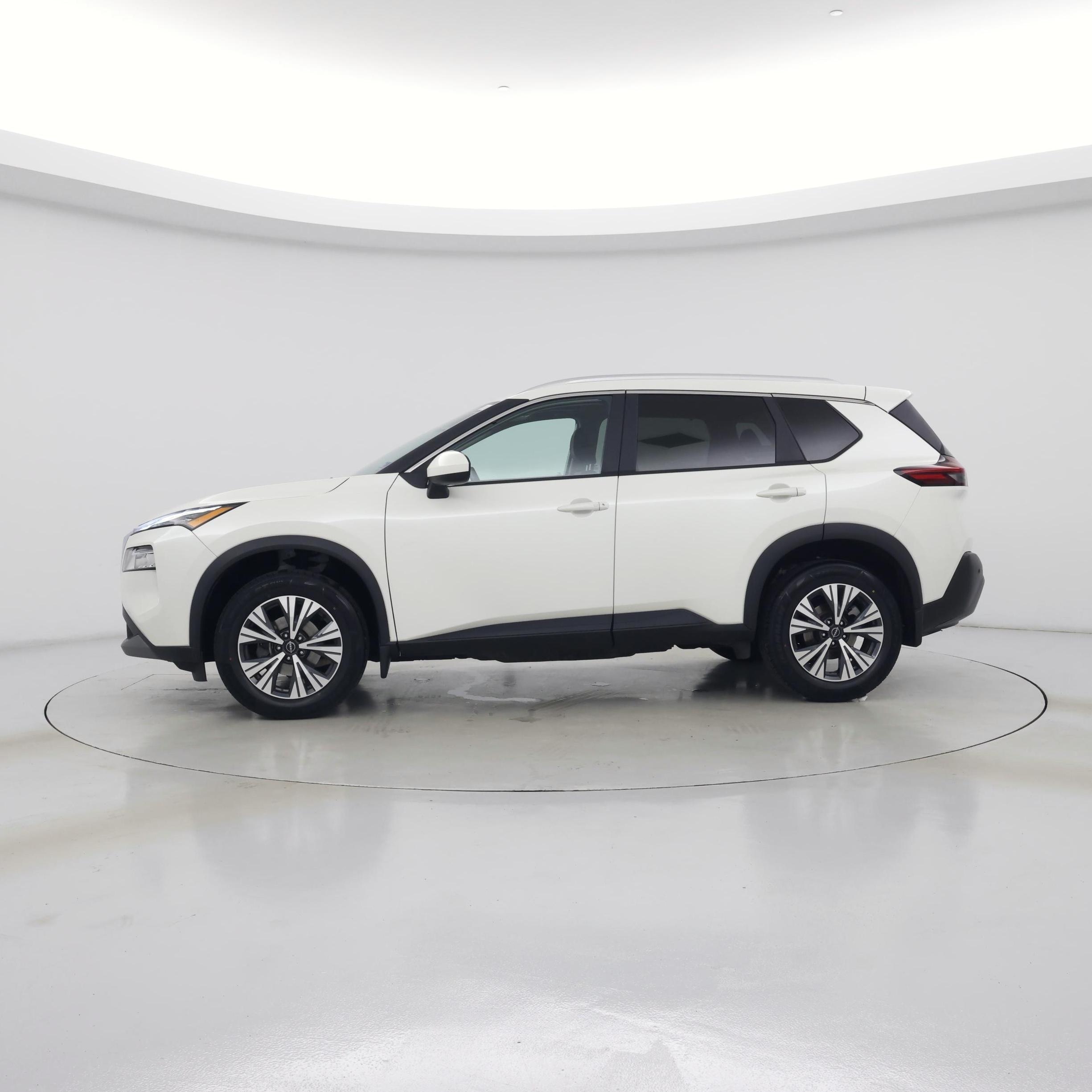 Thumbnail: 2023 Nissan Rogue - 3