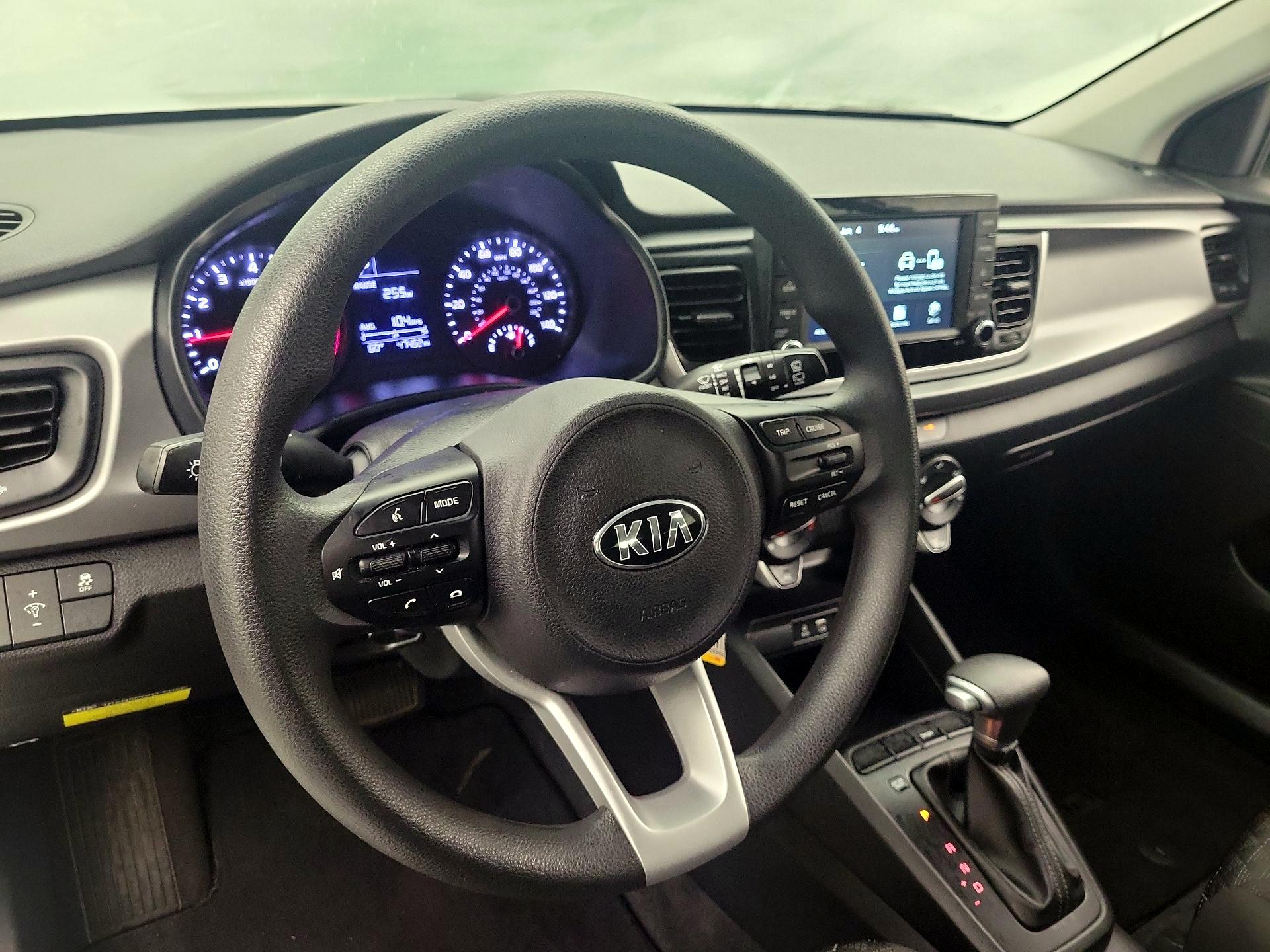 Thumbnail: 2020 Kia Rio5 - 9