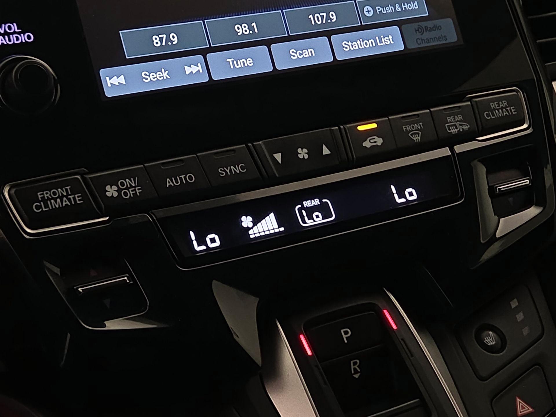 Thumbnail: 2024 Honda Odyssey - 16