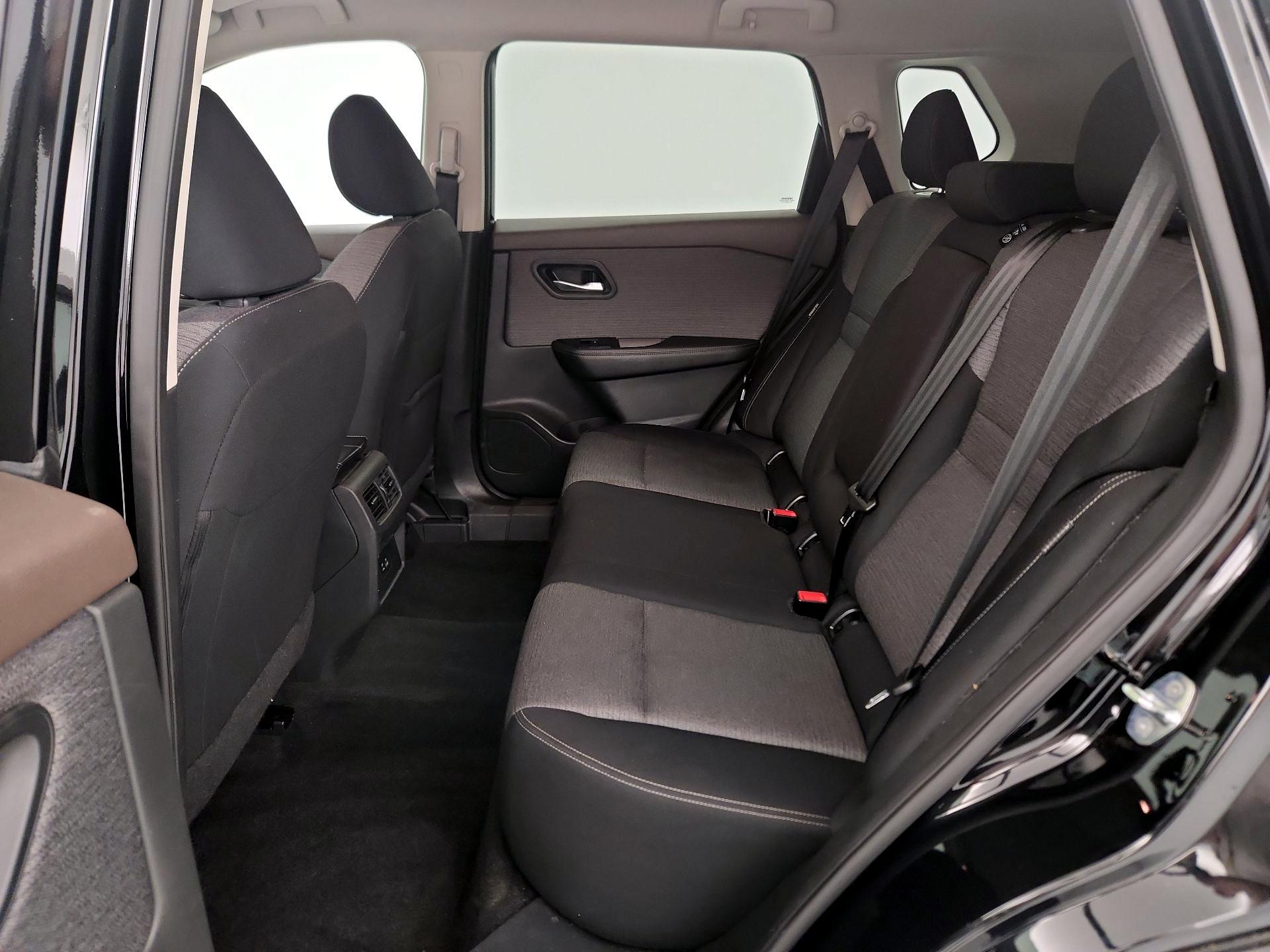 Thumbnail: 2023 Nissan Rogue - 19