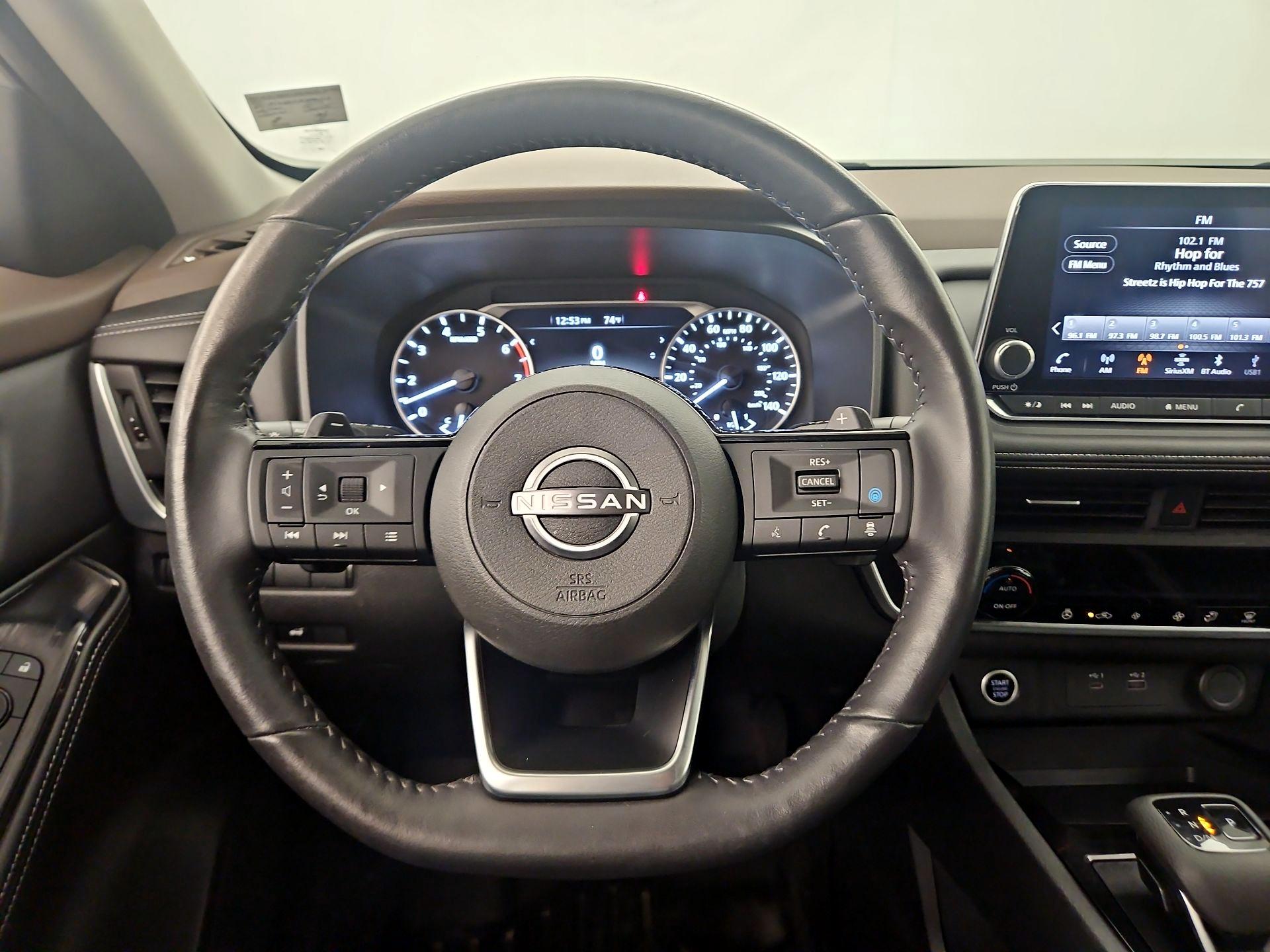 Thumbnail: 2023 Nissan Rogue - 10