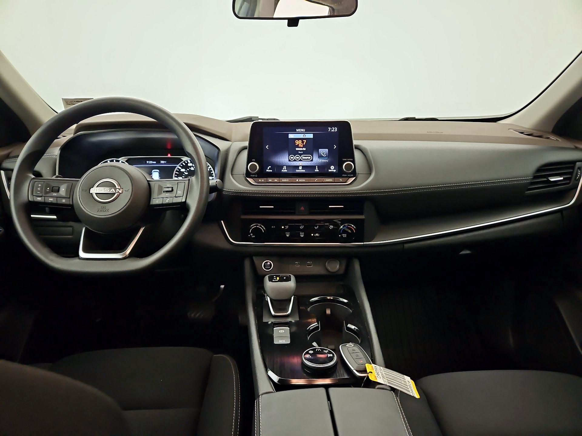Thumbnail: 2023 Nissan Rogue - 9