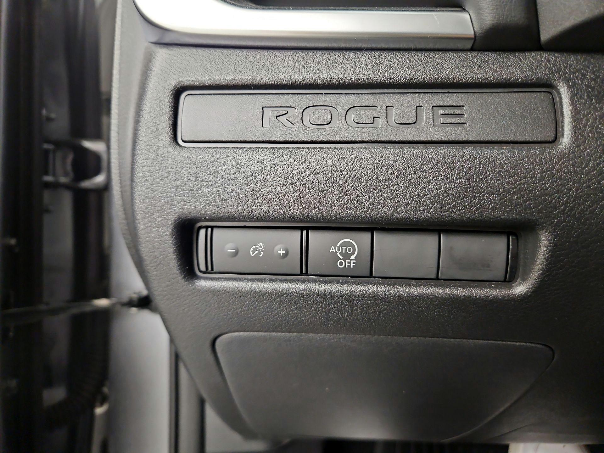 Thumbnail: 2023 Nissan Rogue - 13