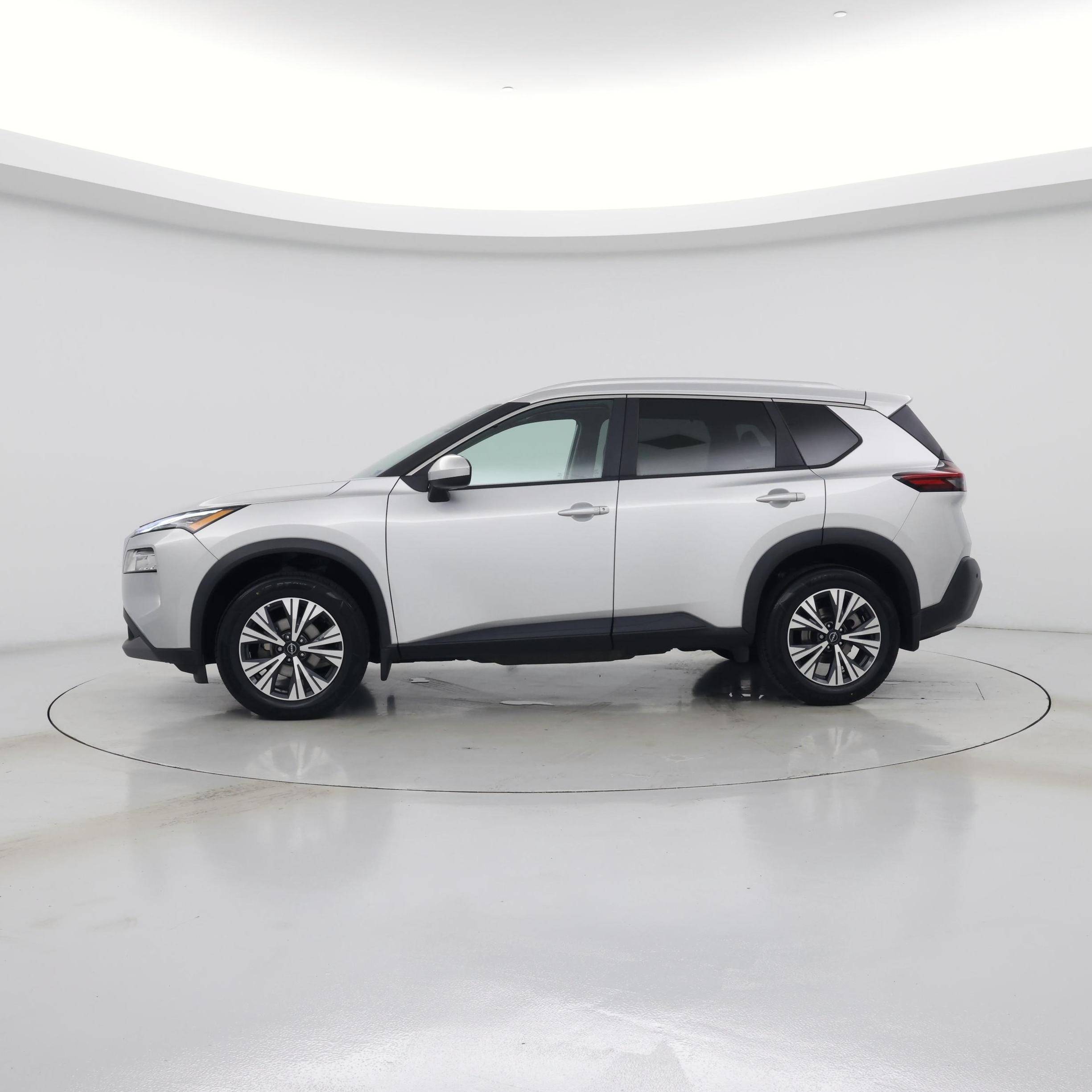 Thumbnail: 2023 Nissan Rogue - 3