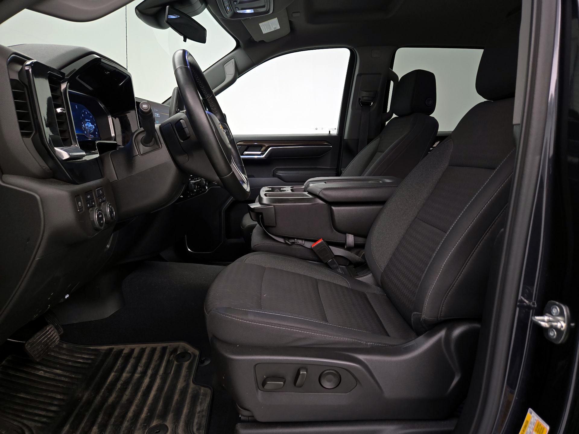 Thumbnail: 2023 Chevrolet Silverado 1500 - 11