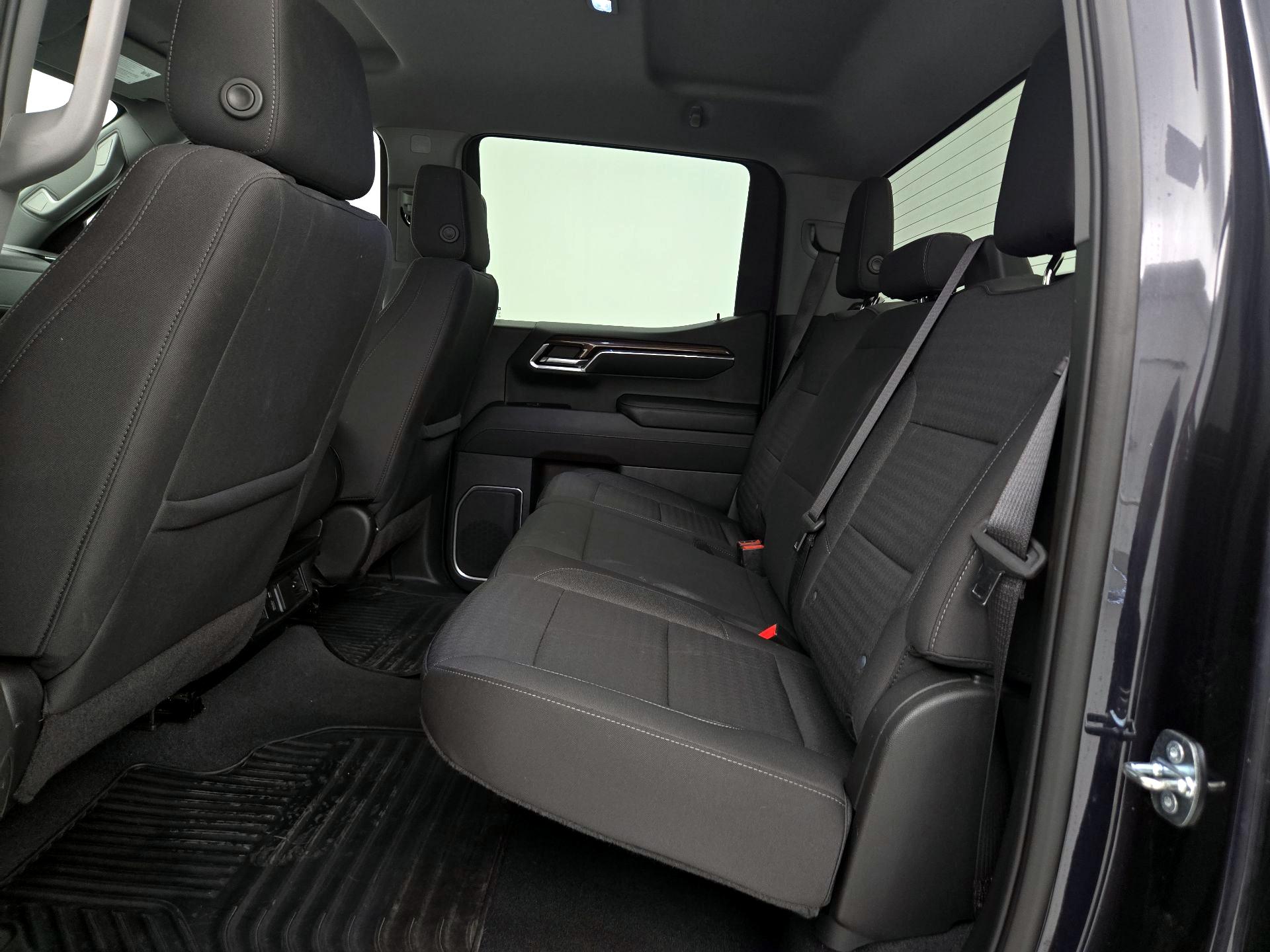 Thumbnail: 2023 Chevrolet Silverado 1500 - 19