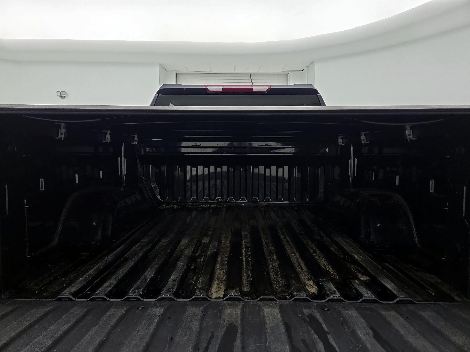 Thumbnail: 2023 Chevrolet Silverado 1500 - 20