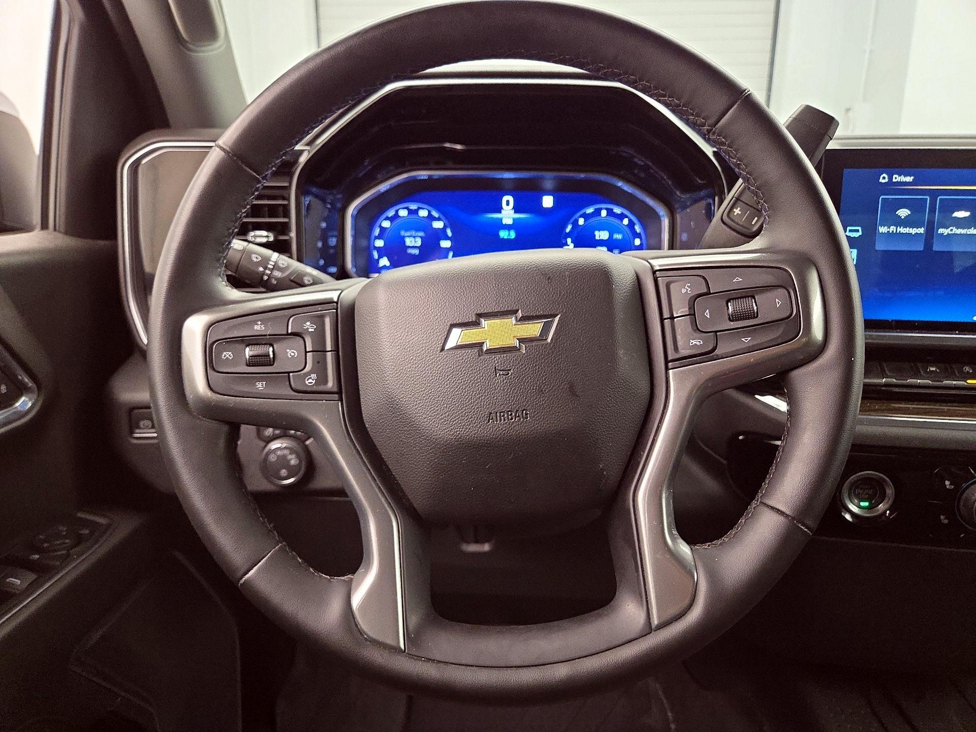 Thumbnail: 2023 Chevrolet Silverado 1500 - 10