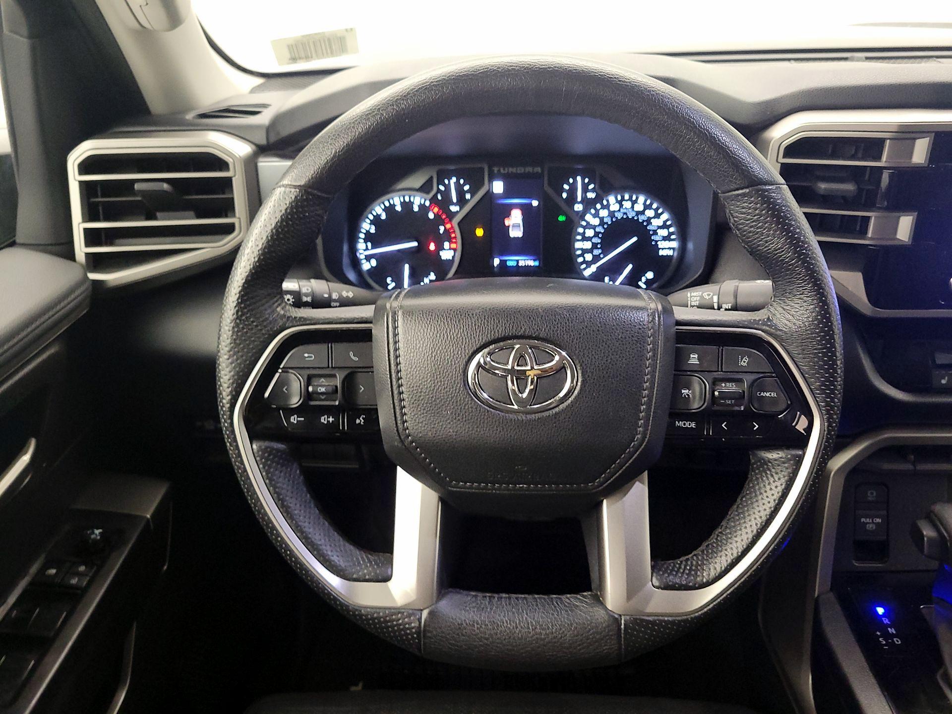 Thumbnail: 2023 Toyota Tundra - 10