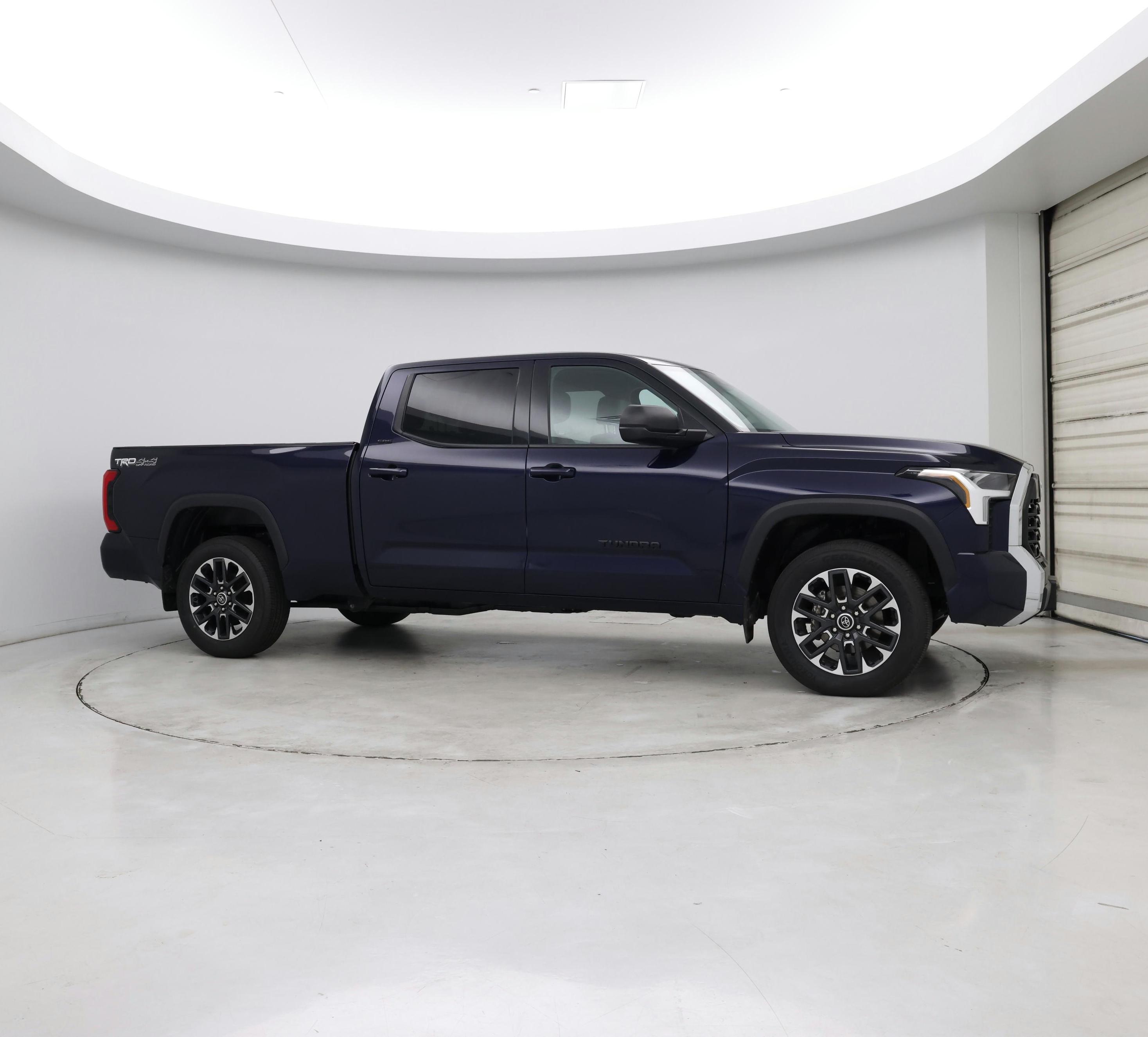 Thumbnail: 2023 Toyota Tundra - 7